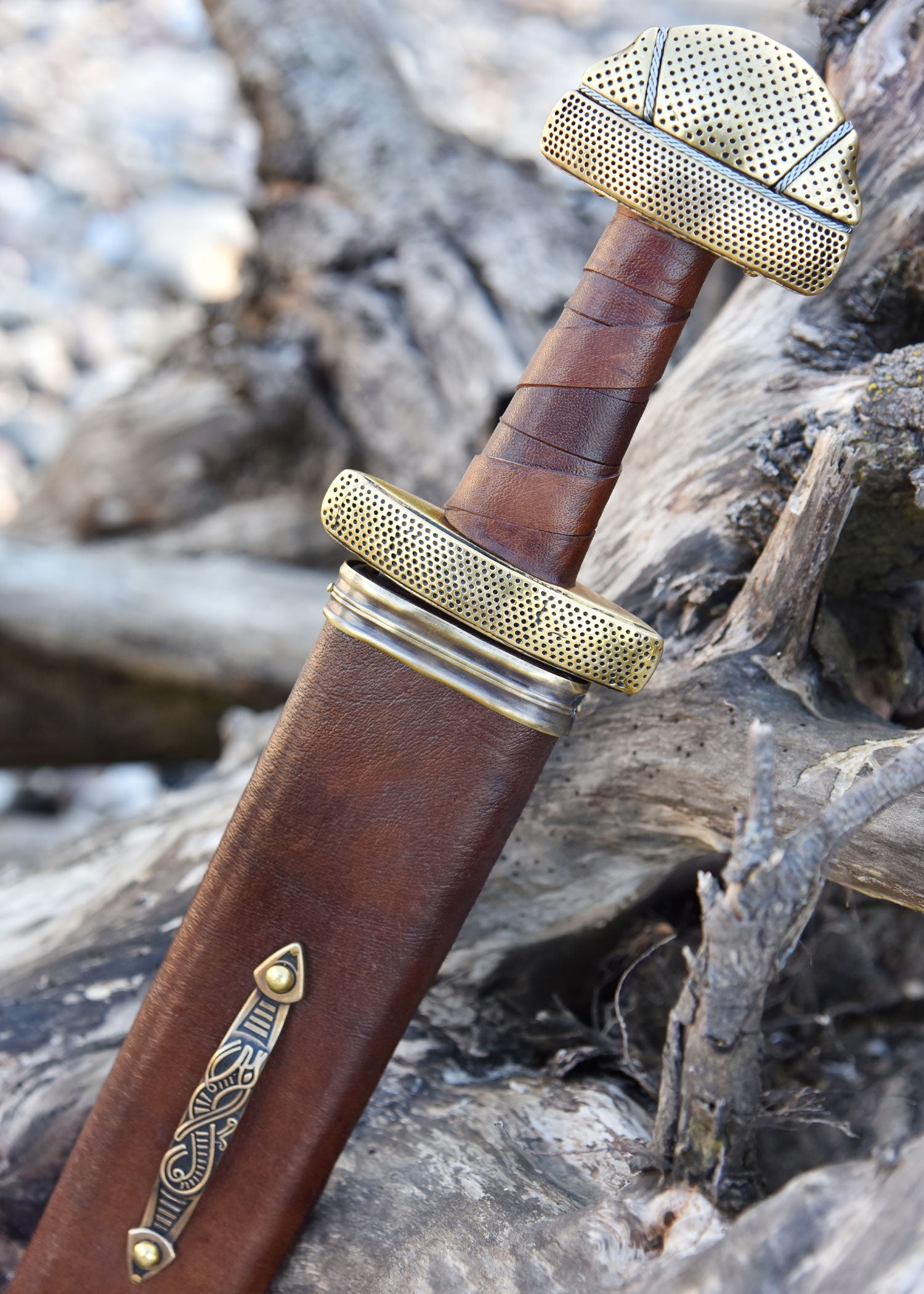 Imagen única de: Espada Ruso-vikinga, Tipo Petersen E1, Gnezdovo, Tumba C-15, Siglo Ix. Categoría-B