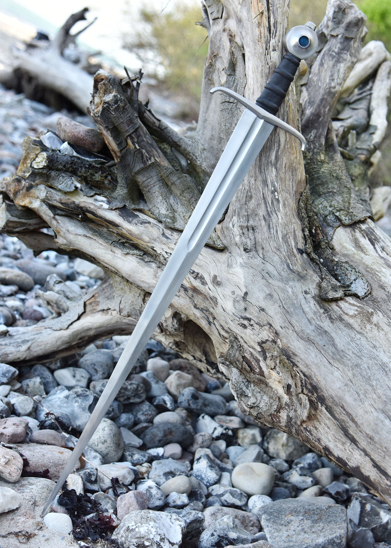 Imagen única de: Espada Castillon Con Vaina, Siglo Xv. Categoría-B