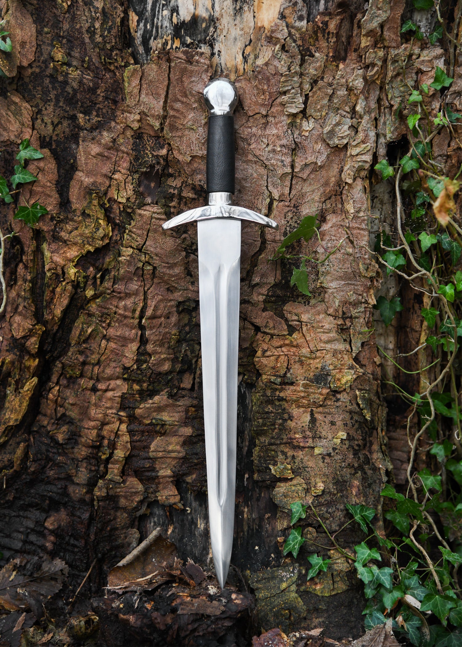 Imagen única de: Daga Medieval Del Siglo Xi.