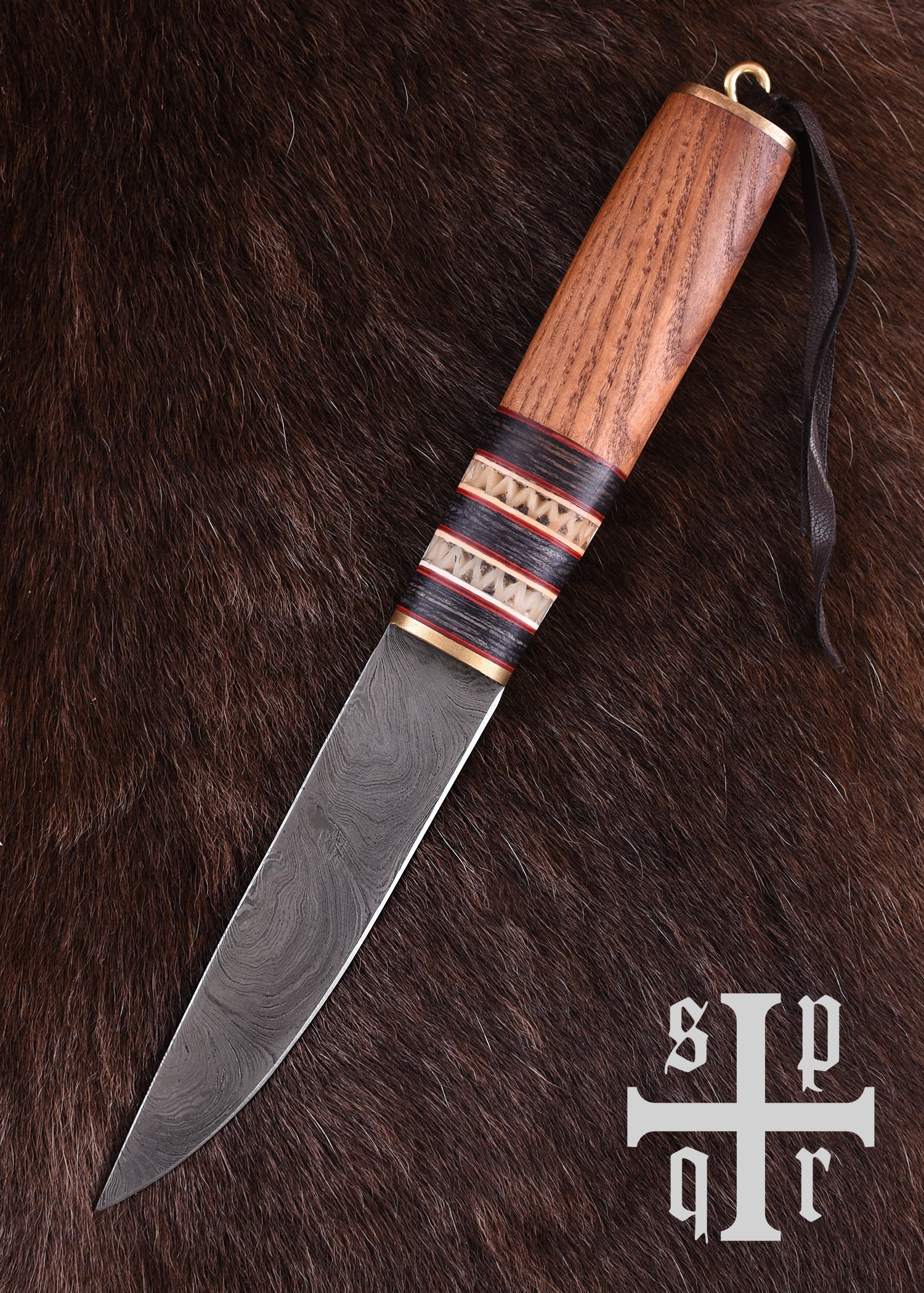 Imagen única de: Cuchillo Vikingo Fabricado En Acero De Damasco, Mango De Madera Con Ribete De Hueso.