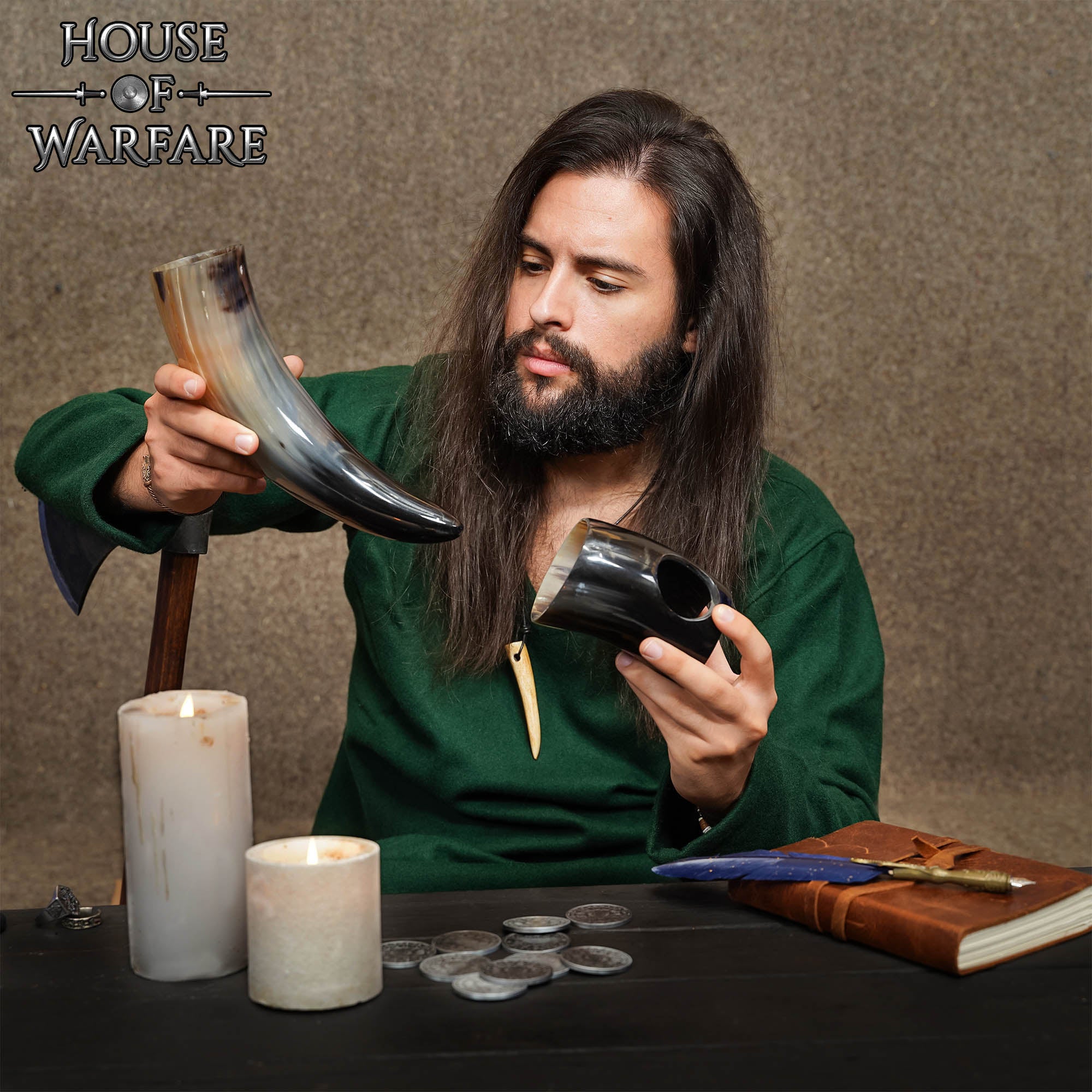 Imagen única de: Vikingo Cuerno de Buey Pulido para Beber con Soporte
