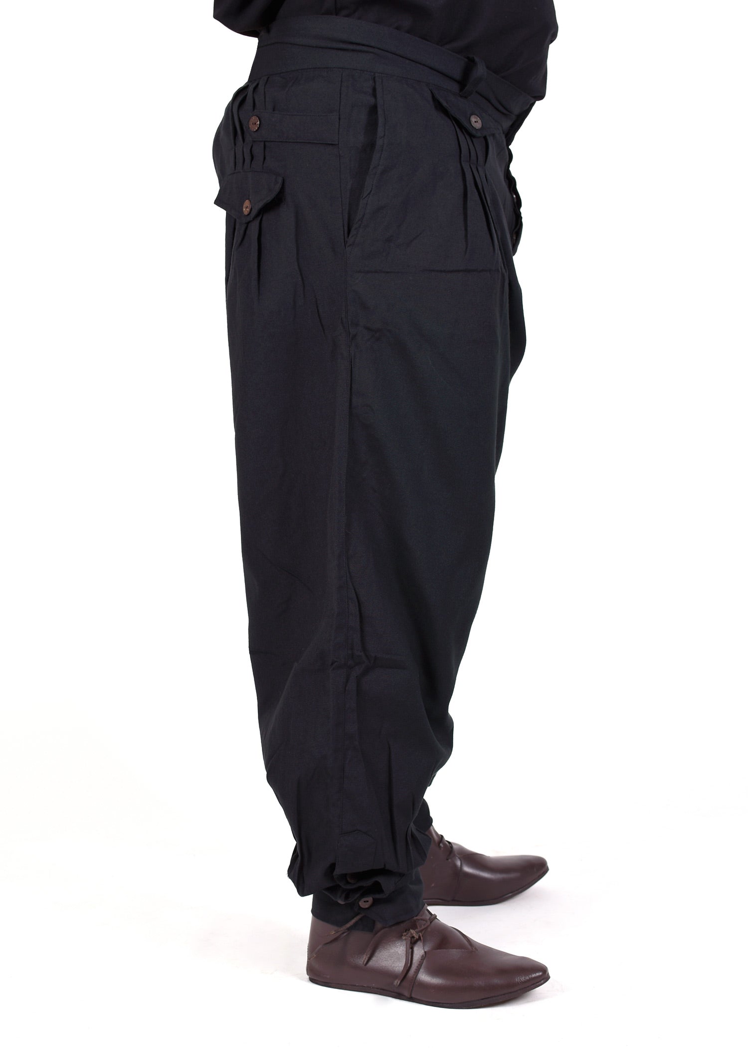 Imagen única de: Pantalón Plisado Con Cinturilla Abotonada, Negro