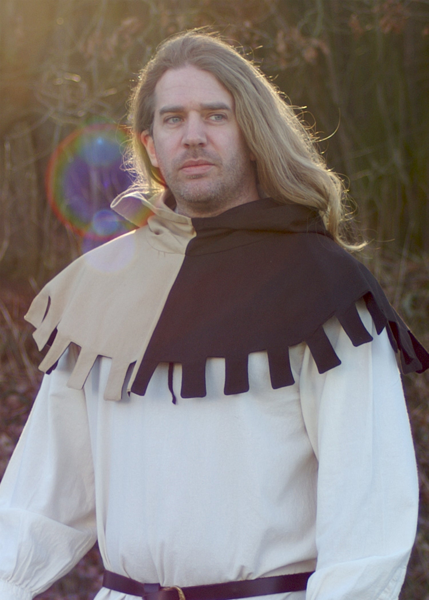 Imagen única de: Capucha Medieval Con Monturas, Beige/marrón