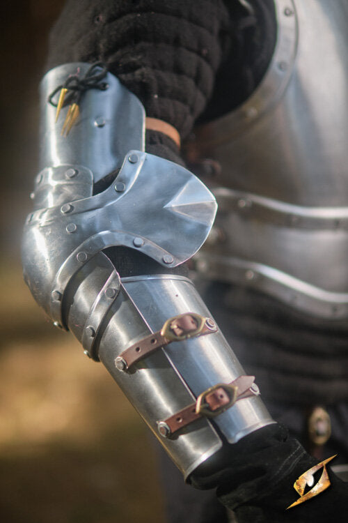 Imagen única de: Protección Del Brazo Del Capitán