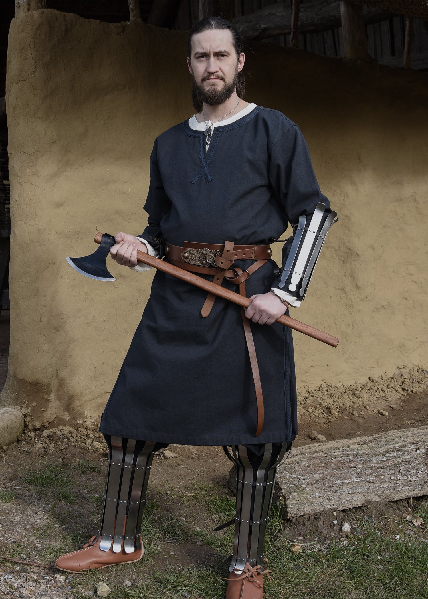 Imagen única de: Túnica Medieval Albrecht Con Borde, Mangas Largas, Azul Oscuro