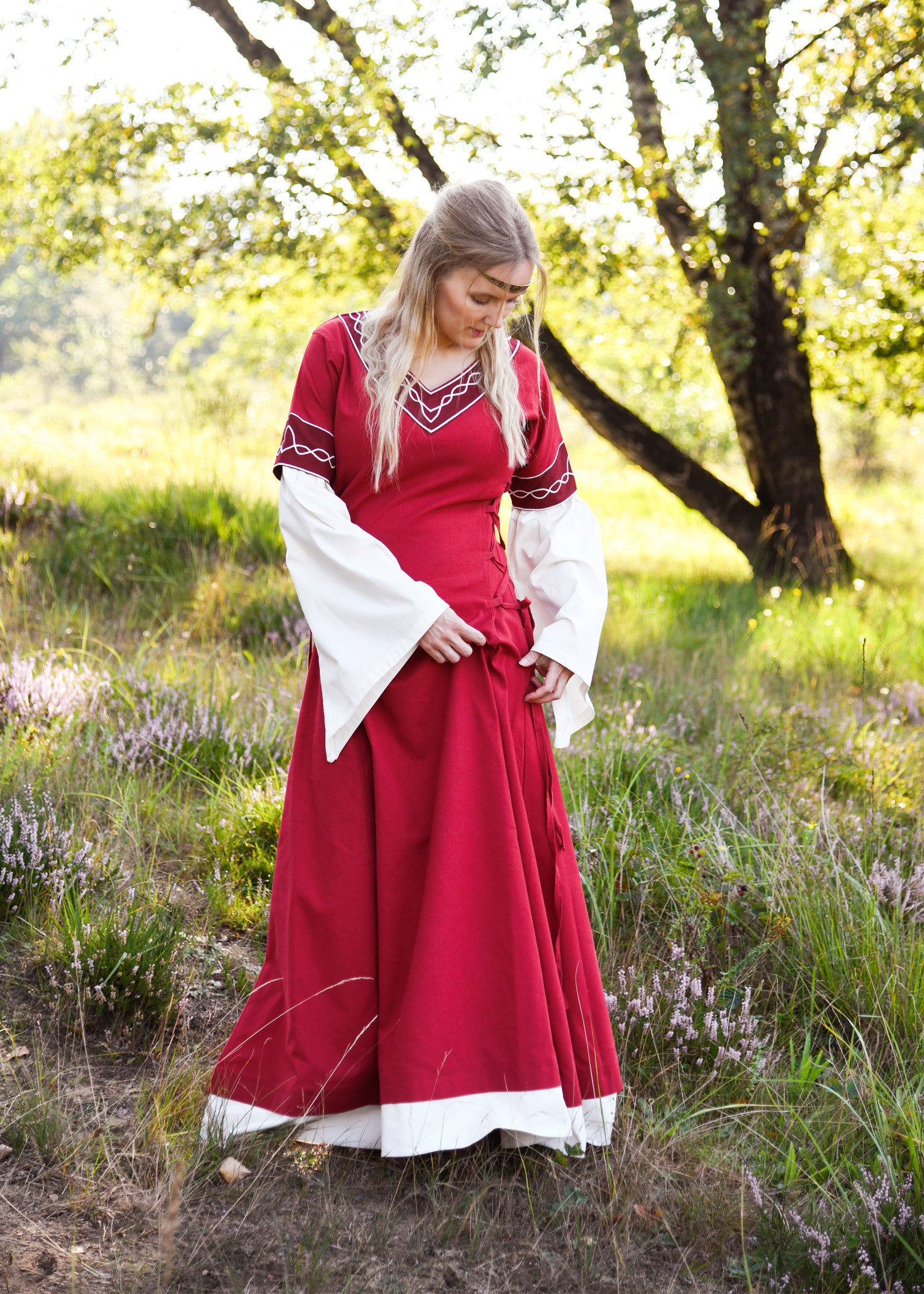 Imagen única de: Vestido Medieval Alvina, Rojo/natural