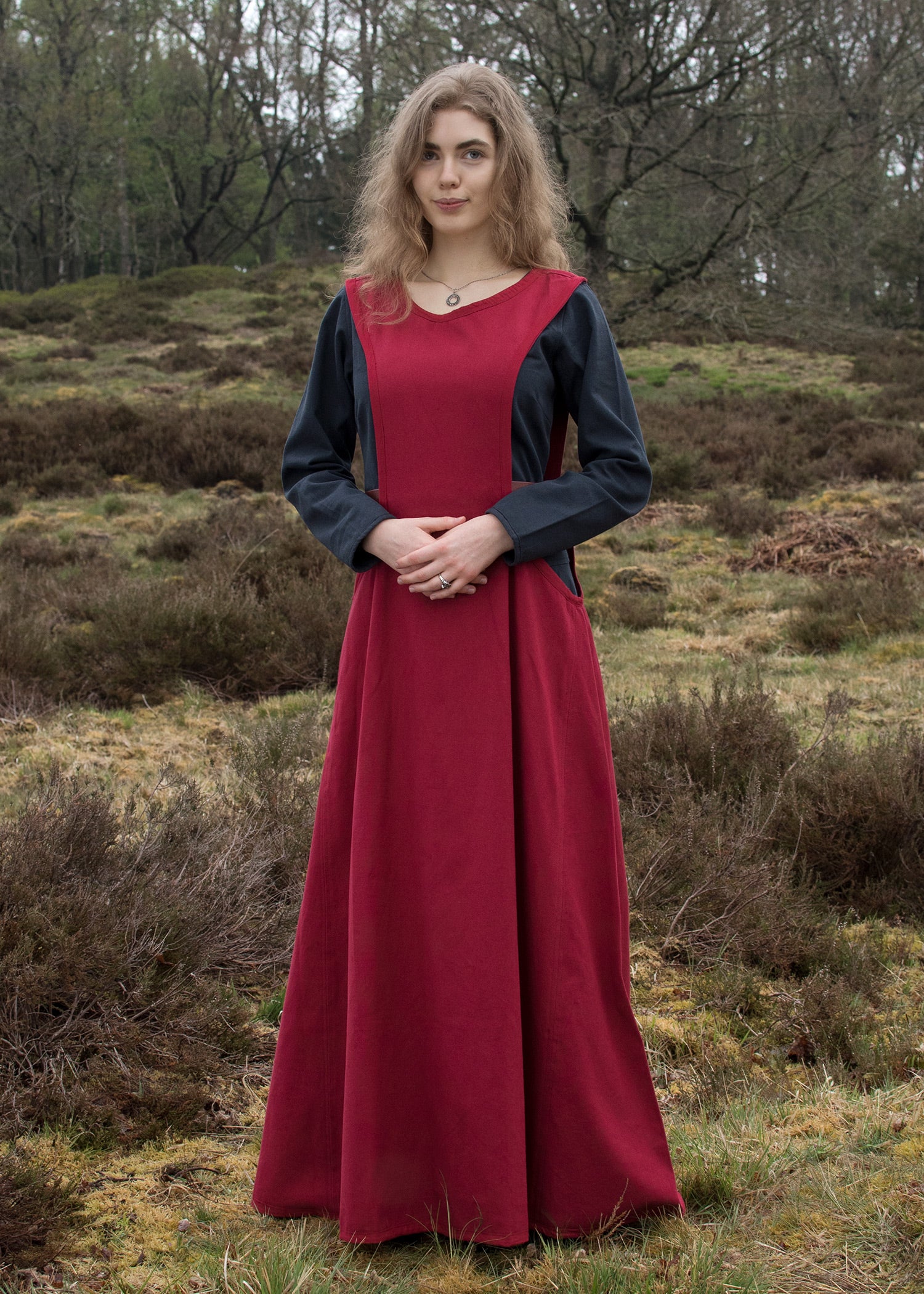 Imagen única de: Vestido Medieval, Surcot Andra, Rojo