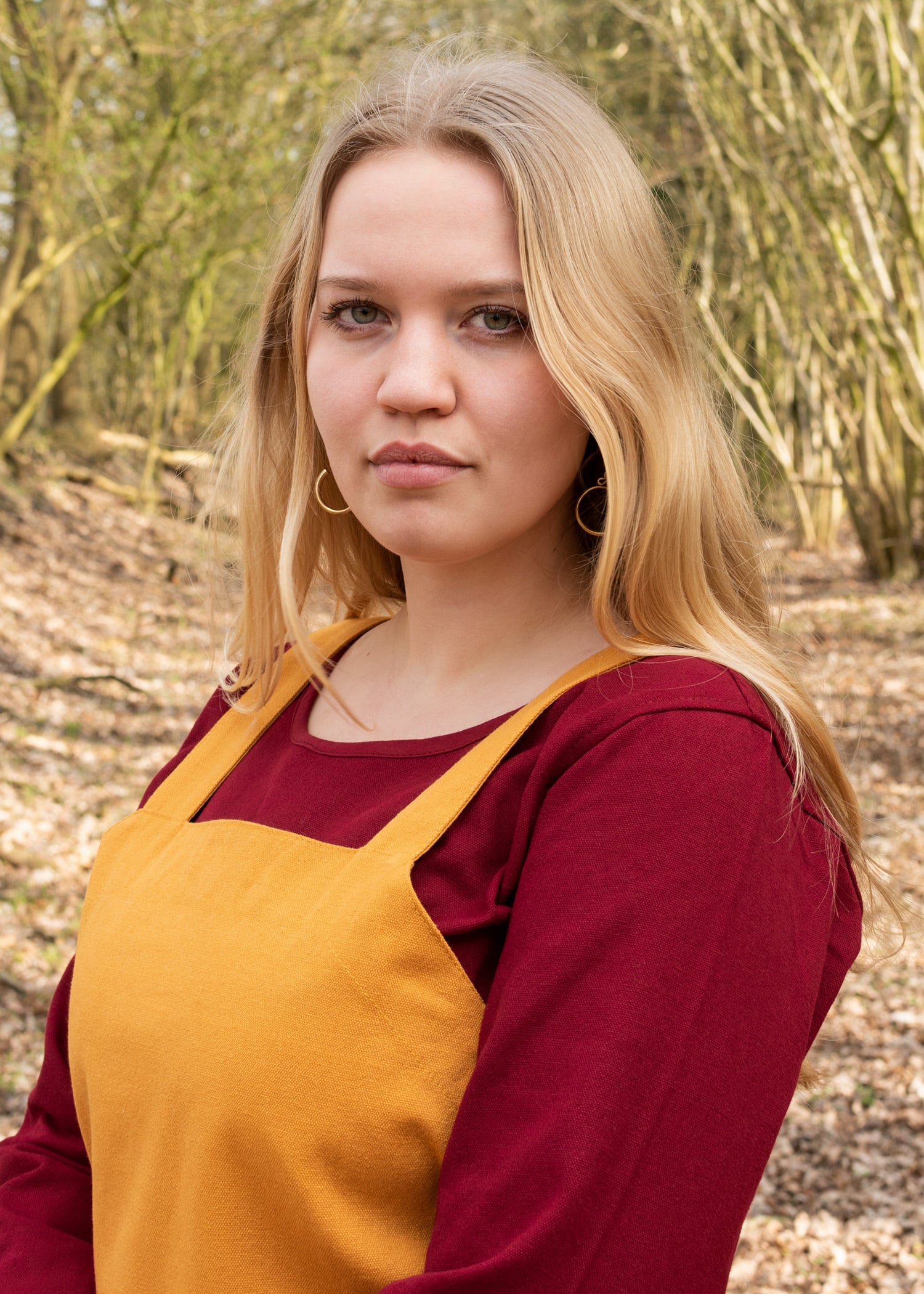 Imagen única de: Vestido Vikingo, Delantal Tinna, Amarillo Mostaza