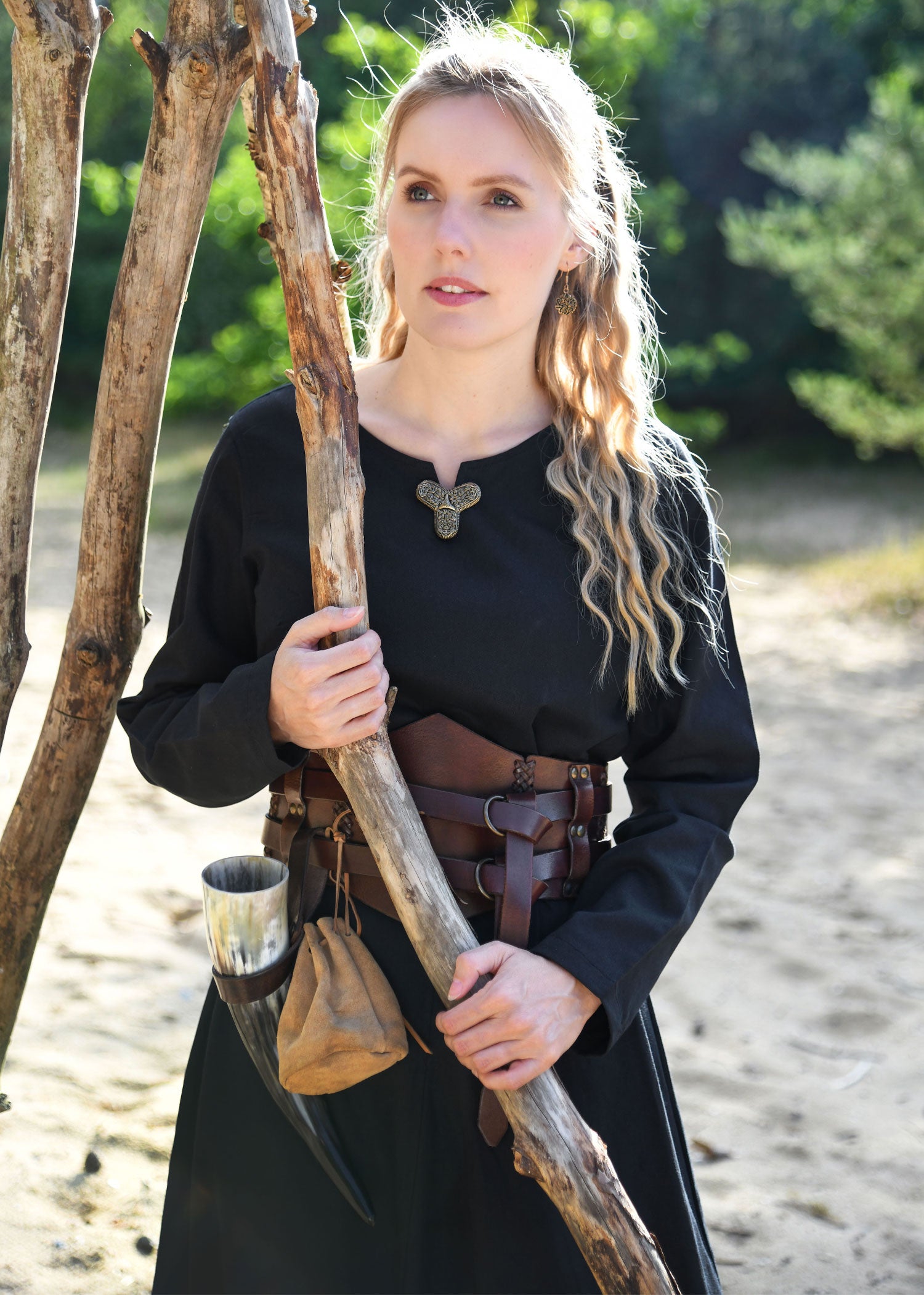 Imagen única de: Vestido Medieval Ligero Milla, Vestido Vikingo, Negro