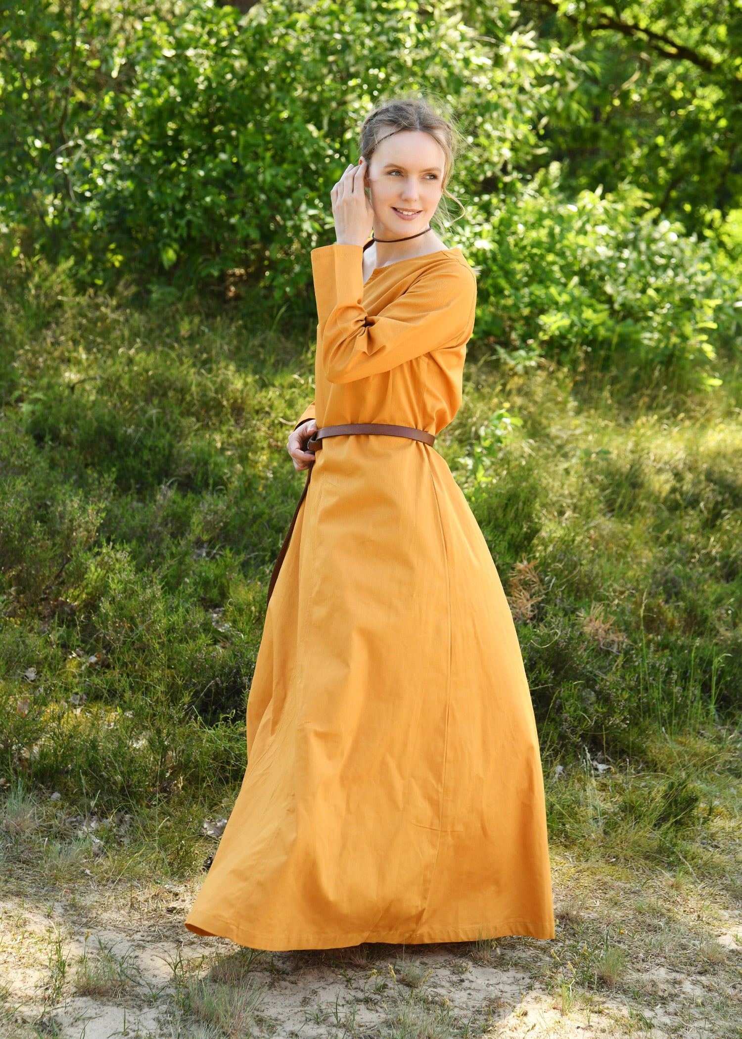 Imagen única de: Vestido Medieval Ligero Milla, Vestido Vikingo, Amarillo Mostaza