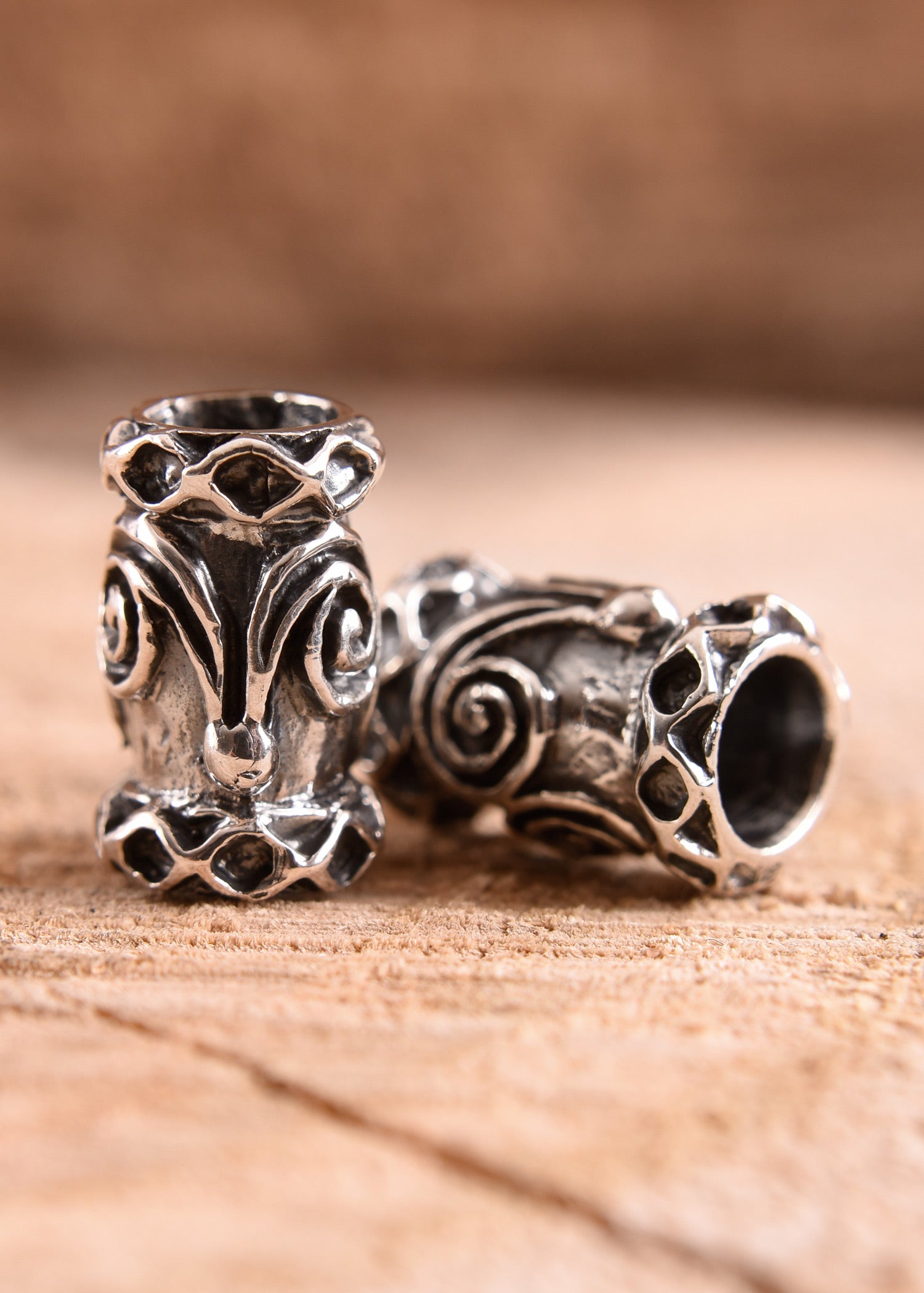 Imagen única de: Cuenta Para Barba Y Cuenta Para Rizos Con Espiral Y Diamantes De Plata