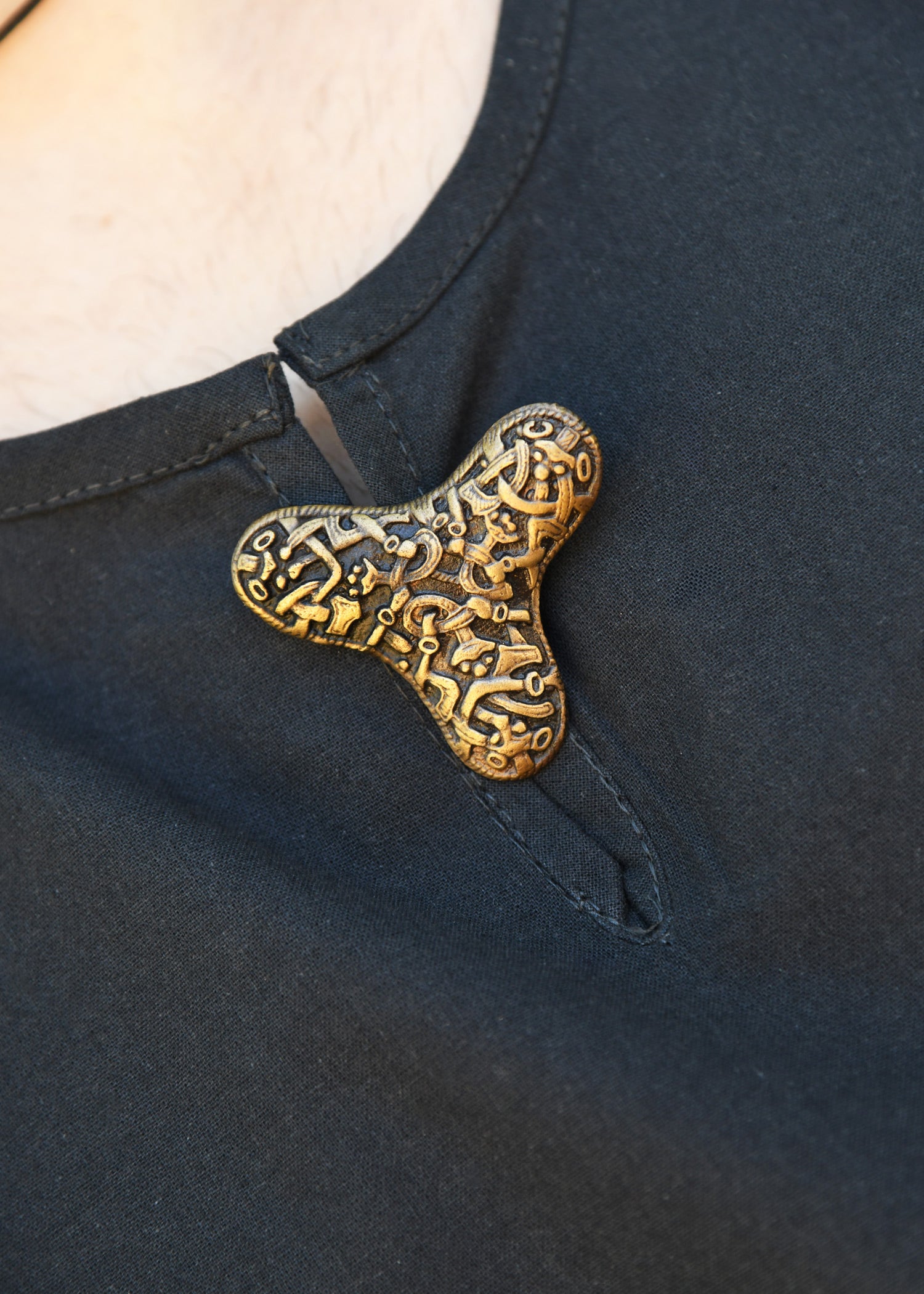 Imagen única de: Broche De Hoja De Trébol De Latón