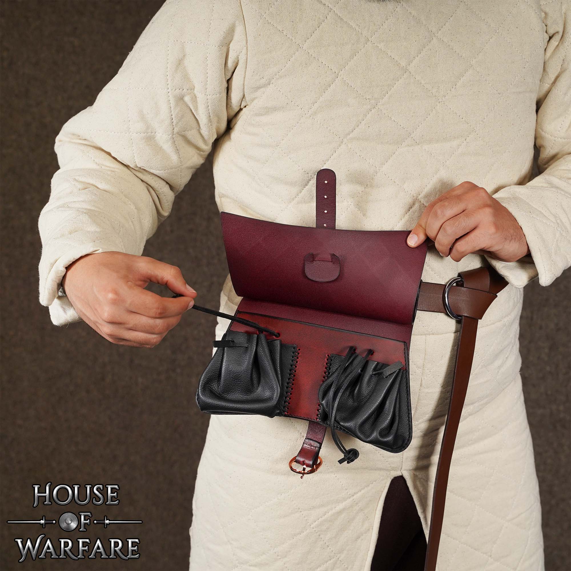 Imagen única de: Riñonera Medieval de Cuero - Bolsa Negra y Granate Hecha a Mano con Múltiples Compartimentos Interiores