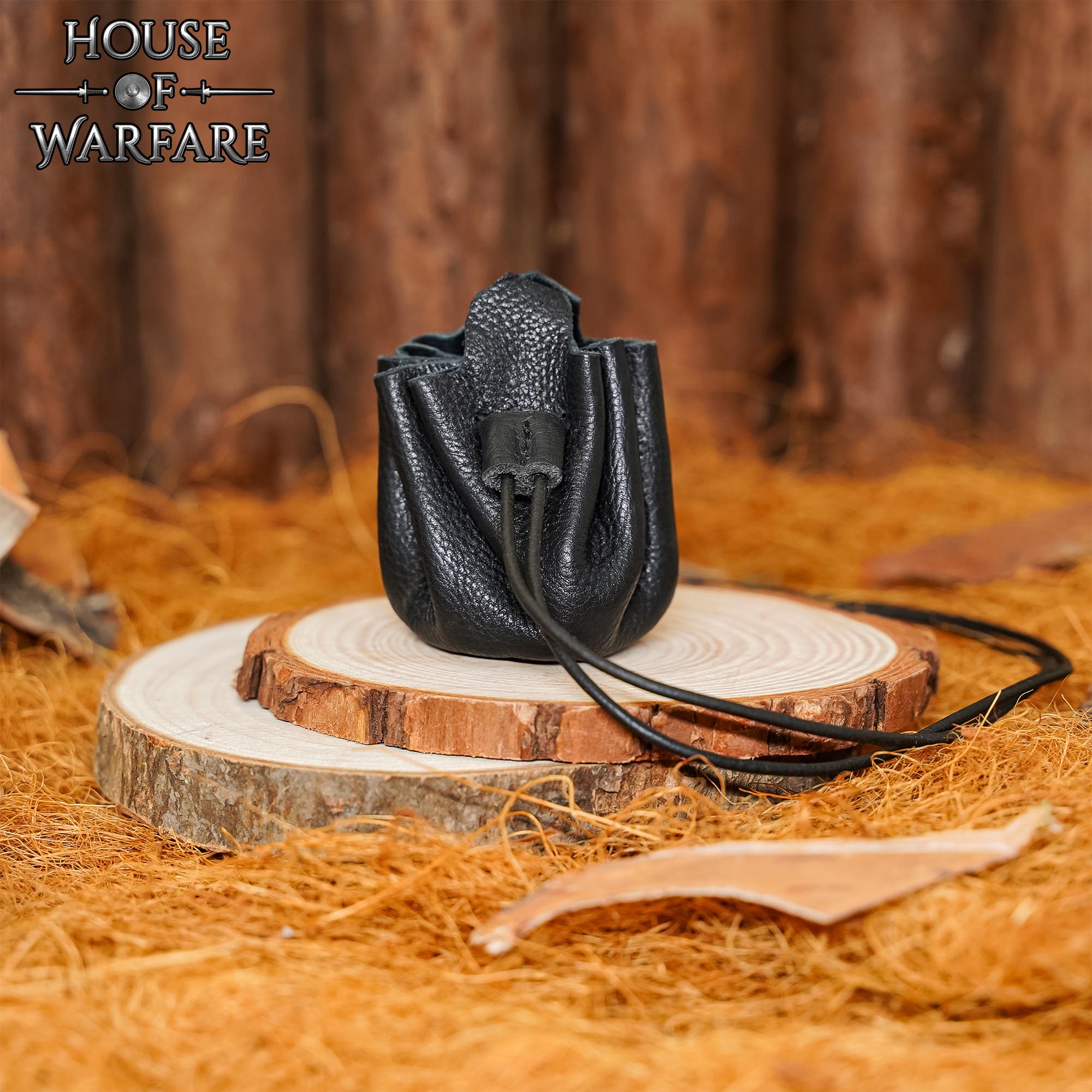 Imagen única de: Monedero Pequeño de Cuero - Bolsita Artesanal Negra con Cordón para Monedas, Dados, Joyas