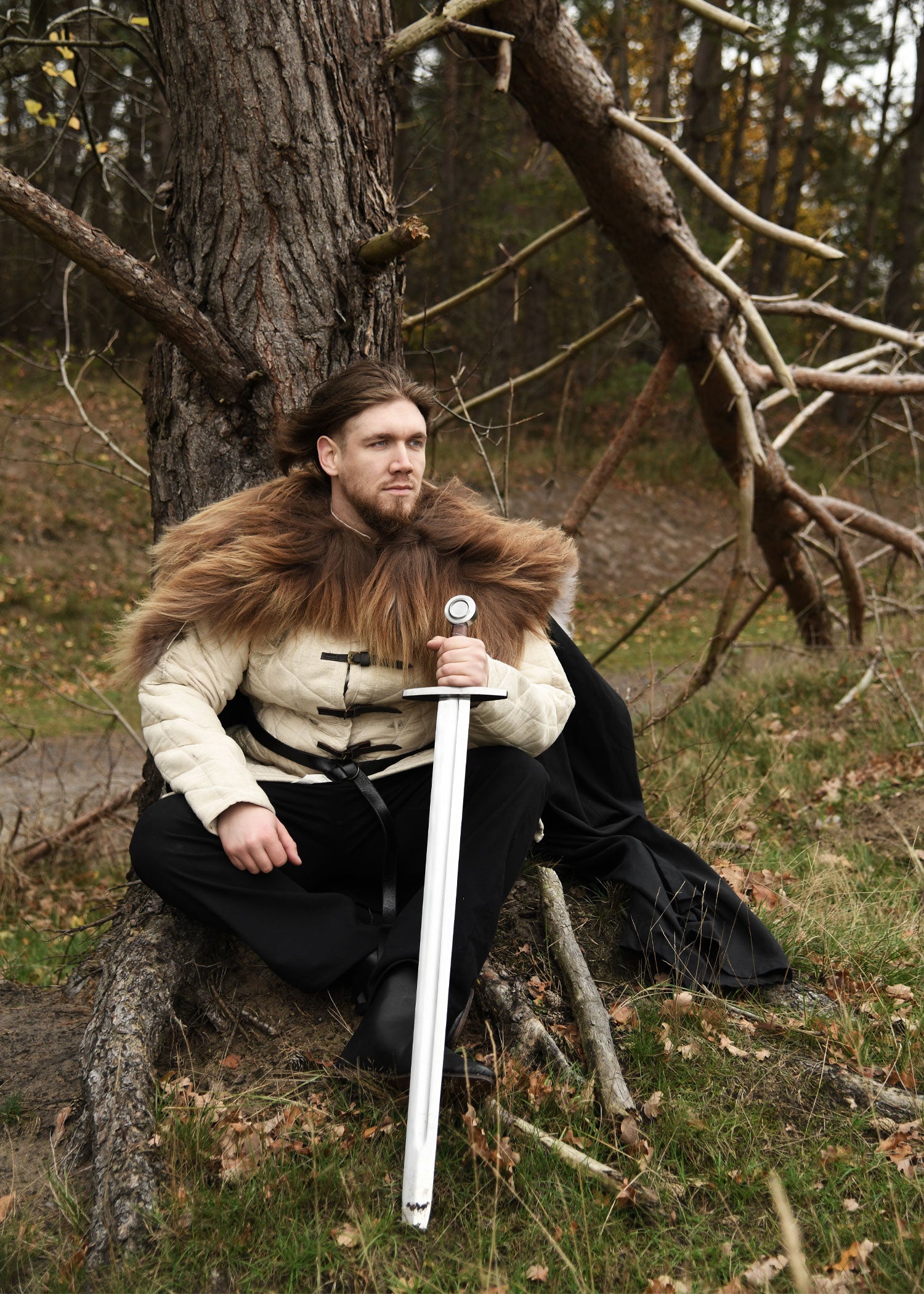 Imagen única de: Hombrera Vikinga Hecha De Piel De Oveja Nordland, Marrón Moteado