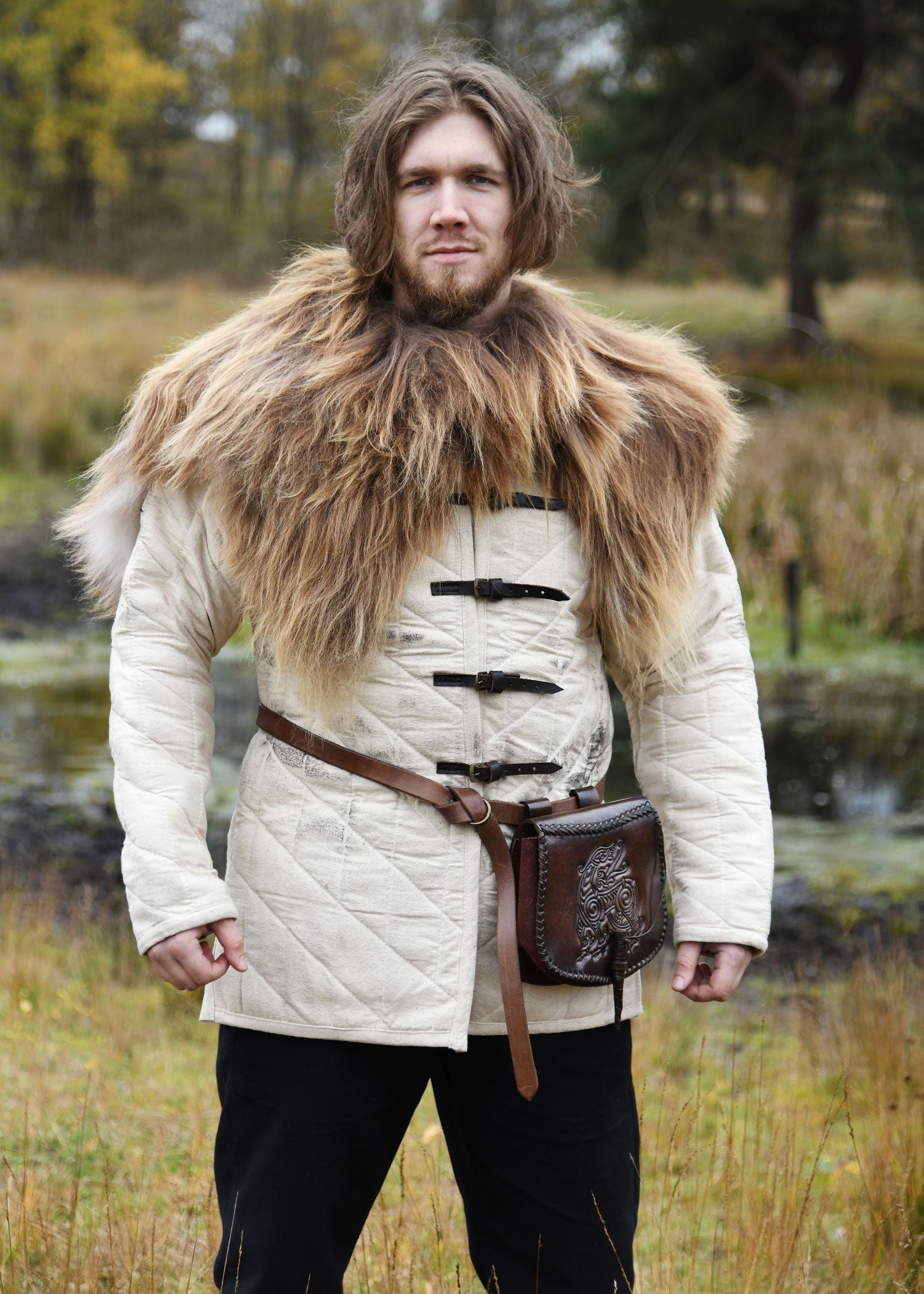 Imagen única de: Hombrera Vikinga Hecha De Piel De Oveja Nordland, Marrón Moteado