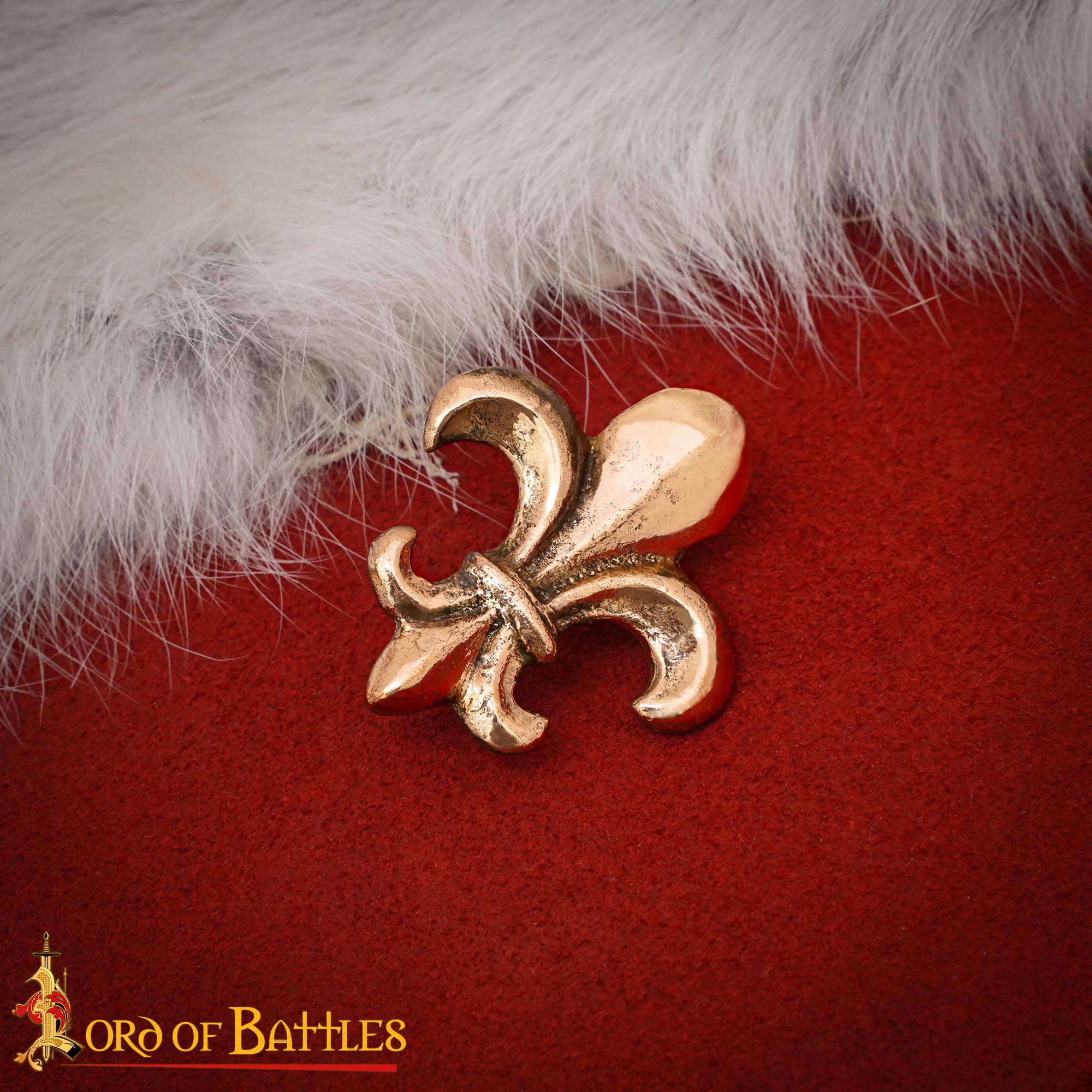 Imagen única de: Montura Medieval para Cinturón - Emblema de la Flor de Lis de Bronce (reverso de 2 Clavijas)