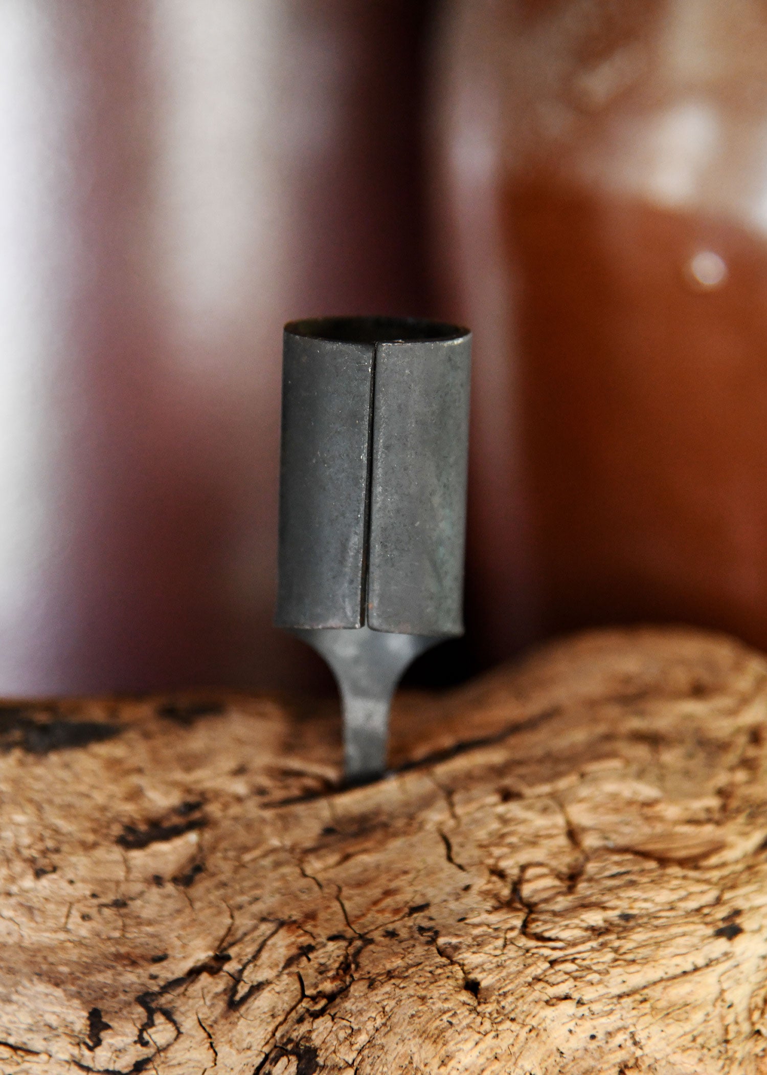 Imagen única de: Portavelas Con Clavo