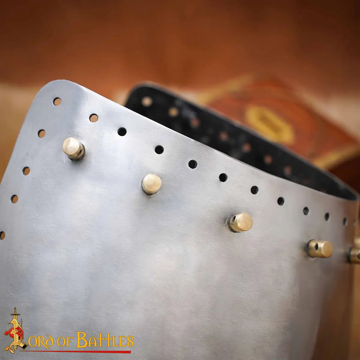 Imagen única de: Casco Bascinet Medieval con Visera Hundsgugel en Acero