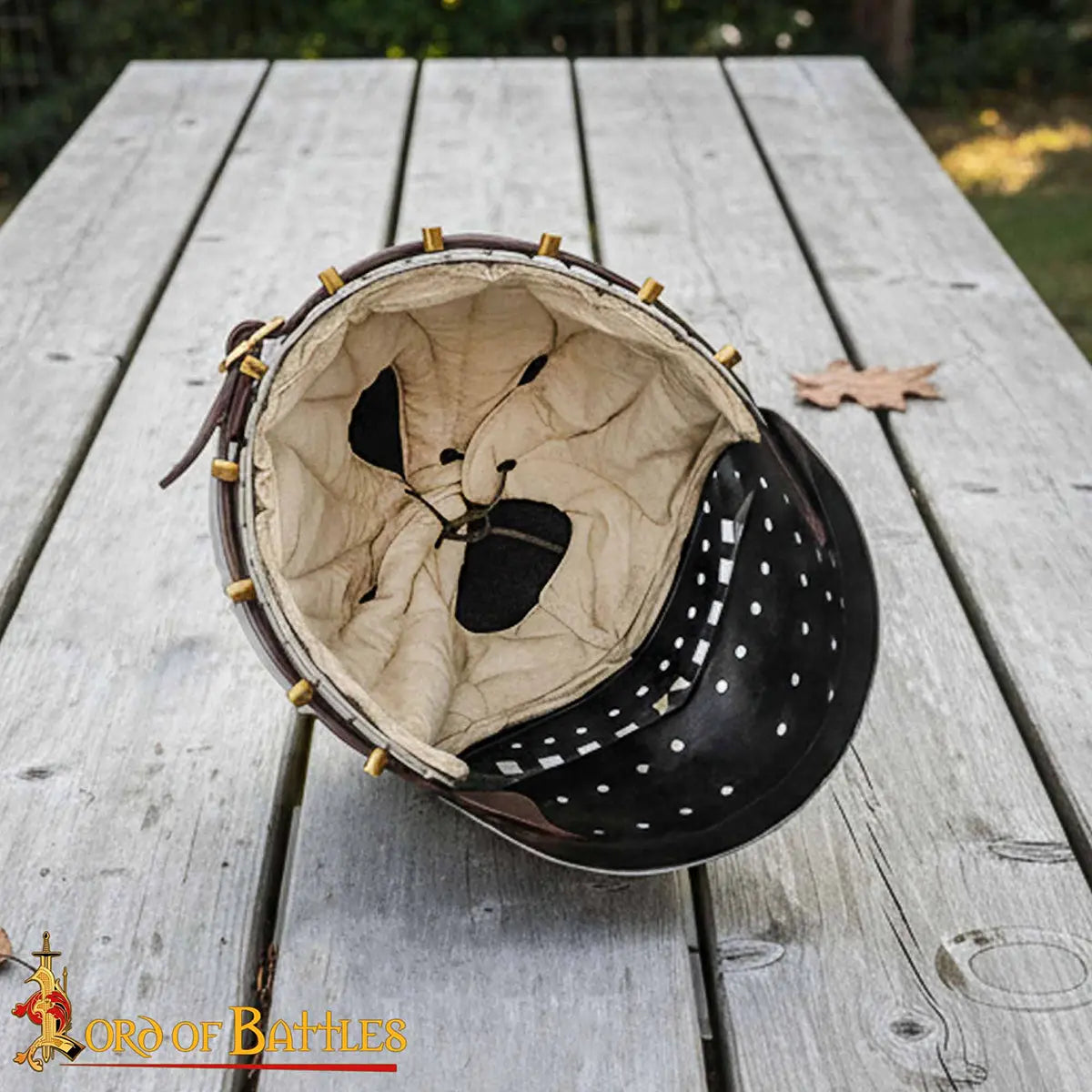 Imagen única de: Casco Bascinet Medieval con Visera Hundsgugel en Acero