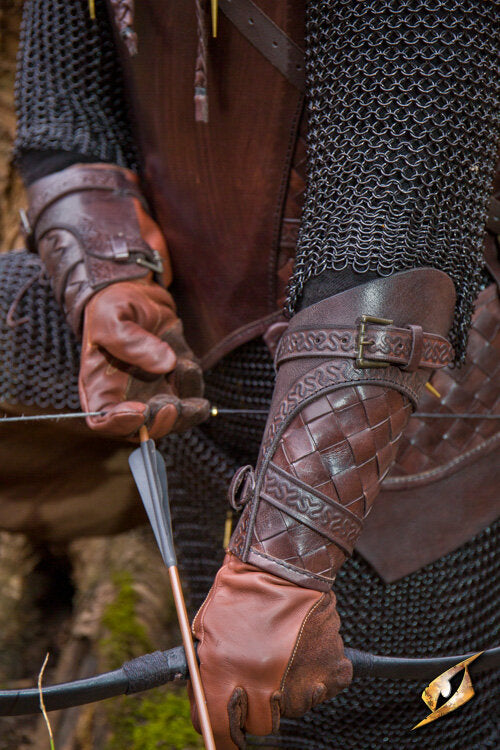 Imagen única de: Brazales De Guardabosques