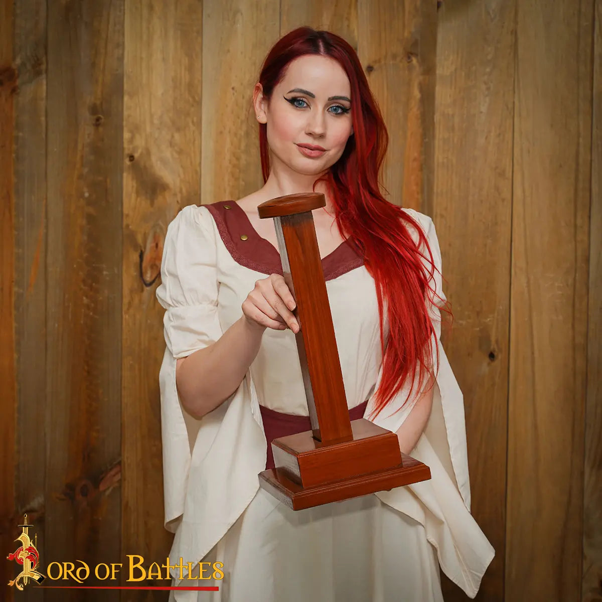 Soporte de madera para casco medieval (con o sin aventail) - imagen 11