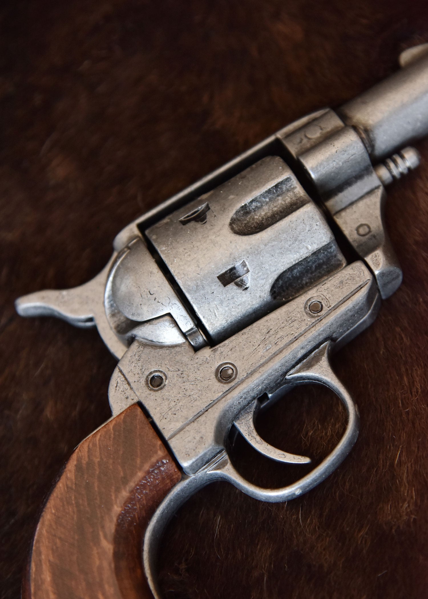 Imagen única de: Revólver De Bolsillo Colt .45, Usa 1873, Mango De Madera Marrón, Réplica