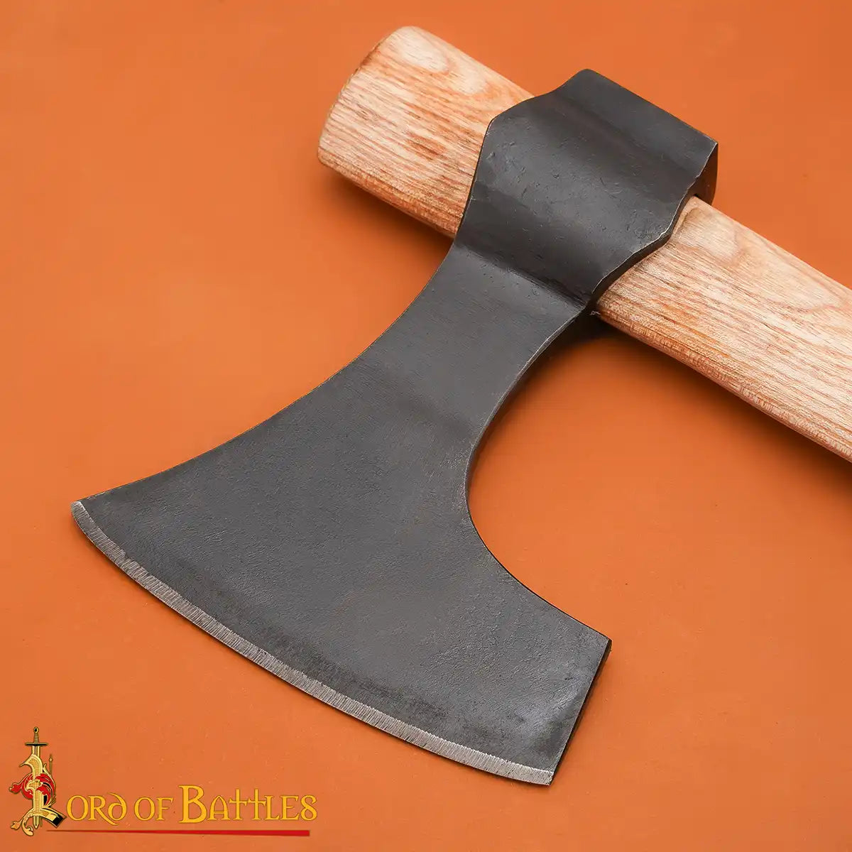 Hacha vikinga con barba forjada a mano y funda de cuero - imagen 8
