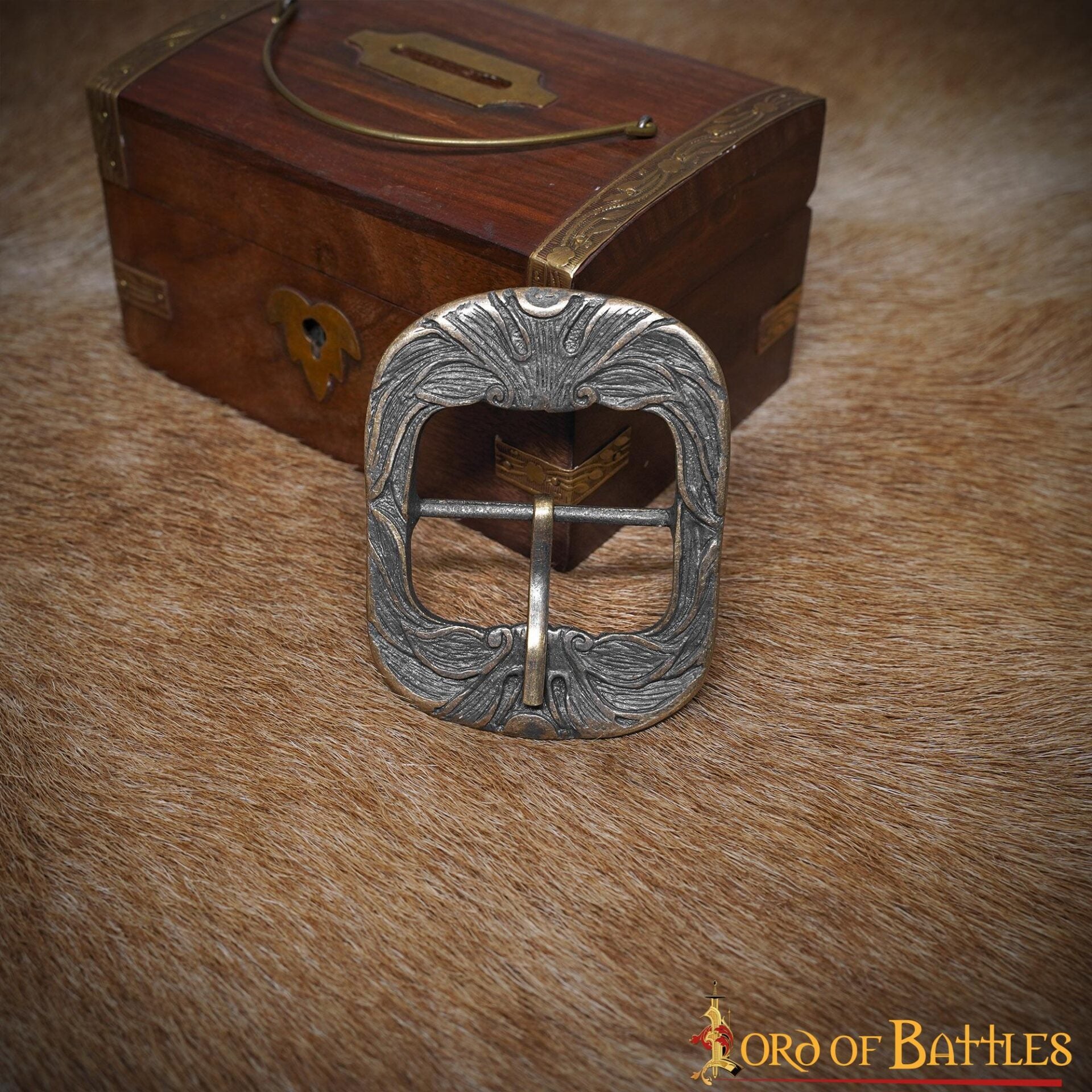 Imagen única de: Set de 3 hebillas ornamentadas para cinturón en latón envejecido, grandes