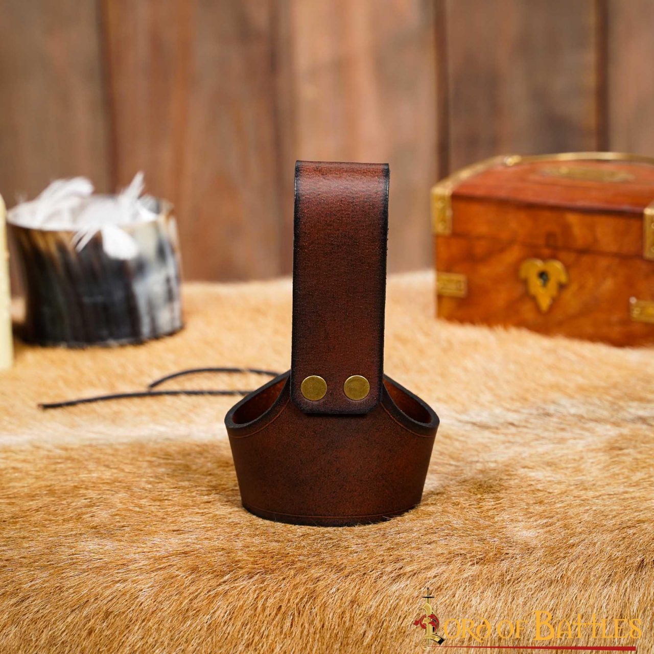 Funda para cuerno de cuero con nudo celta y remaches de latón (S, L) - imagen 12
