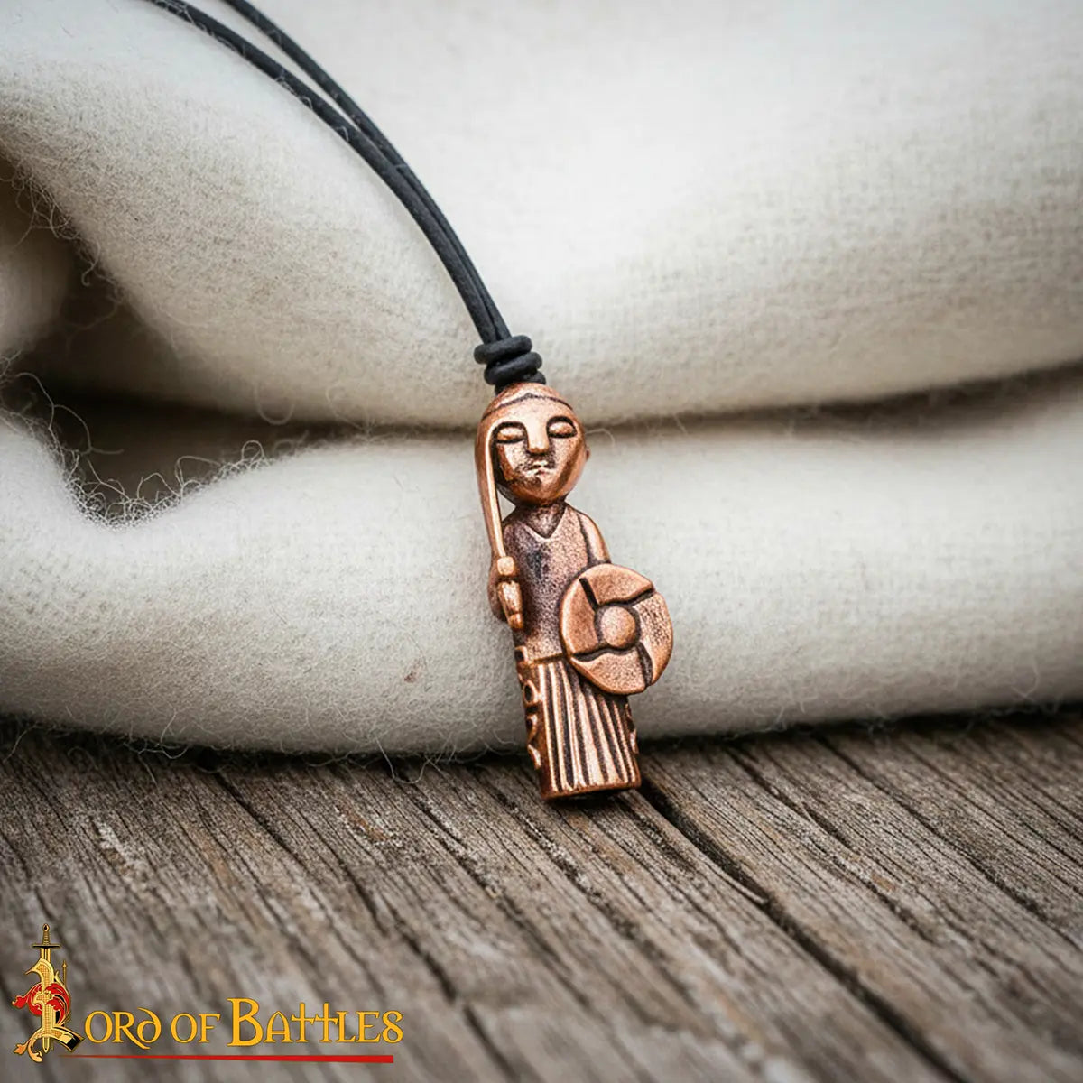 Colgante Valquiria vikingo en bronce con cordón de cuero ajustable - imagen 6