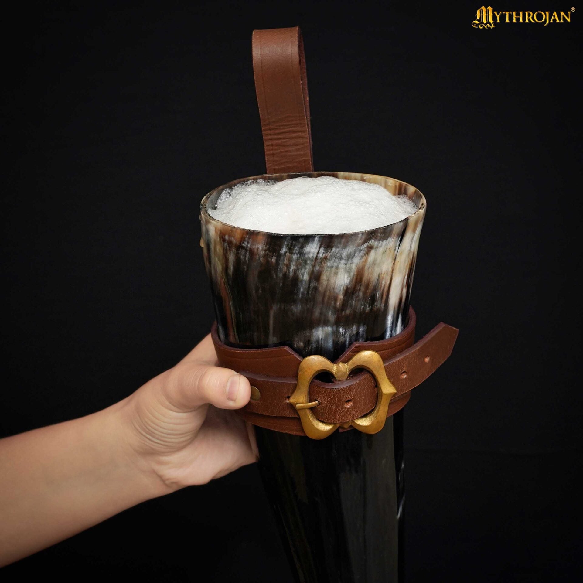 Cuerno vikingo Mythrojan "The Loyal Soldier" 600 ml con soporte de piel - acabado pulido - imagen 4