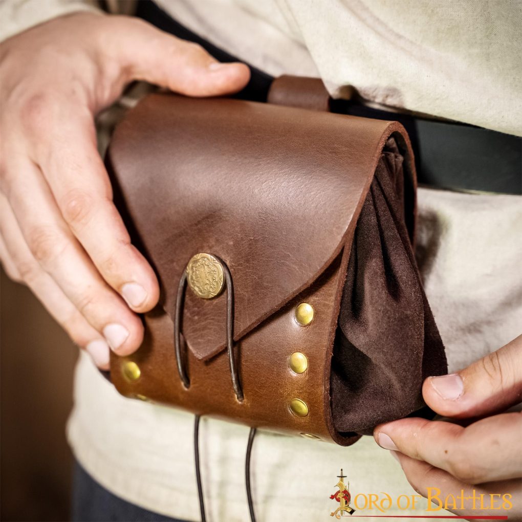 Bolsa de cinturón medieval de ante con remaches de latón - imagen 10