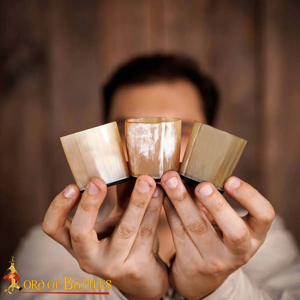 Conjunto de 3 vasos de cuerno vikingo genuino - imagen 2