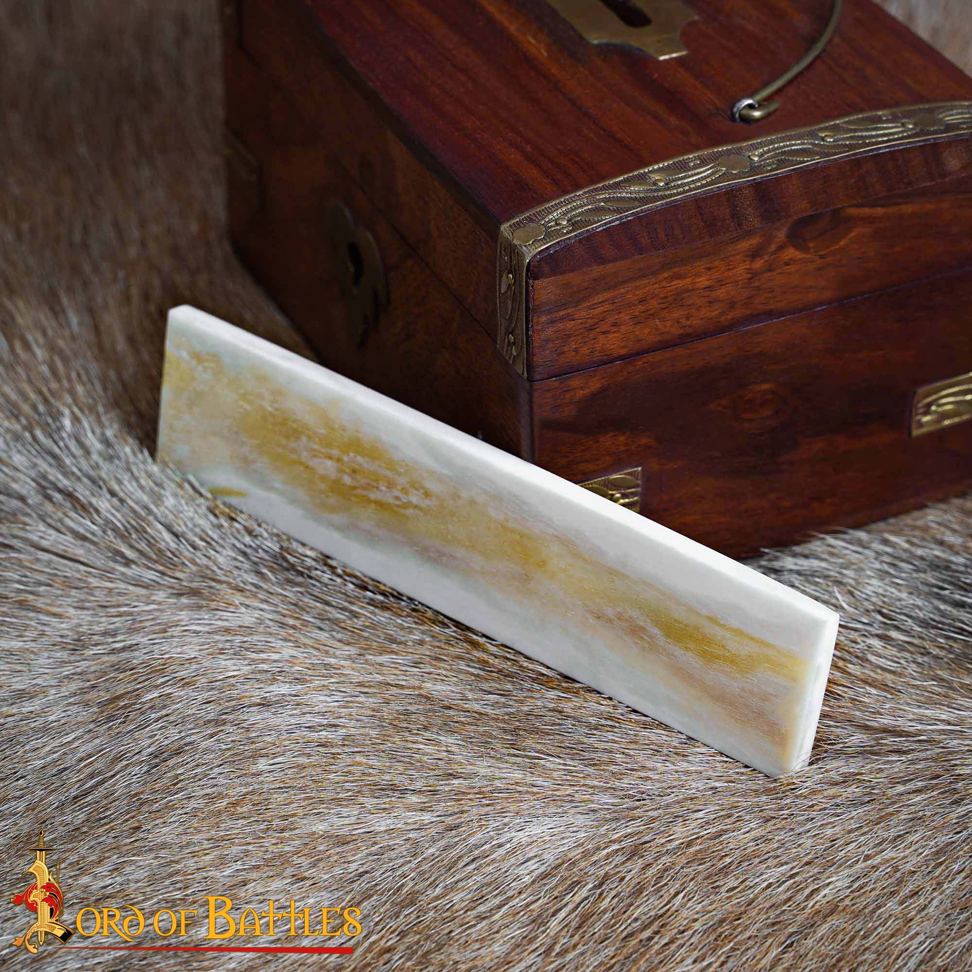 Imagen única de: Cuchillo Medieval con Mango de Hueso Auténtico