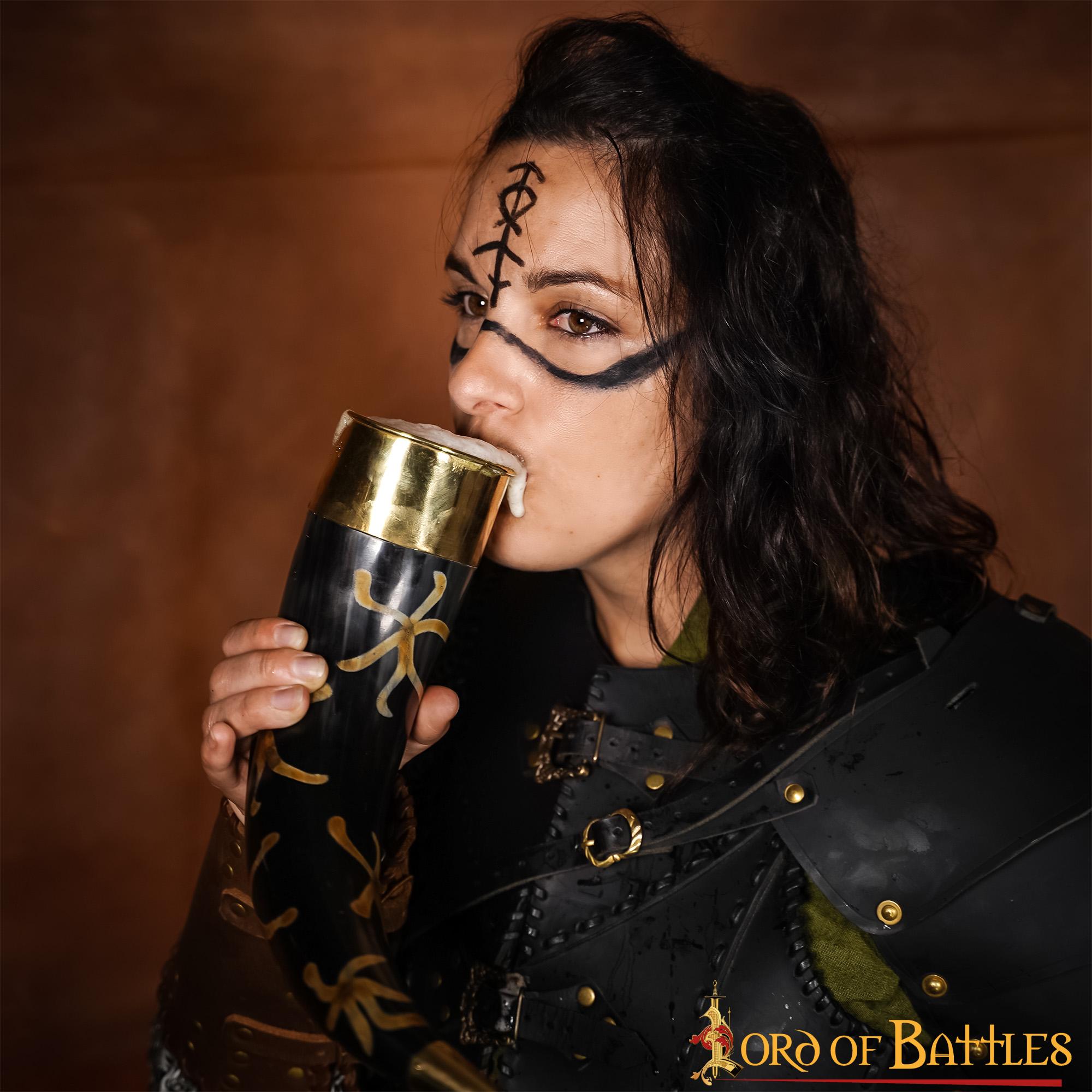 Cuerno de beber medieval 300–400 ml, cuerno bovino artesanal - imagen 7