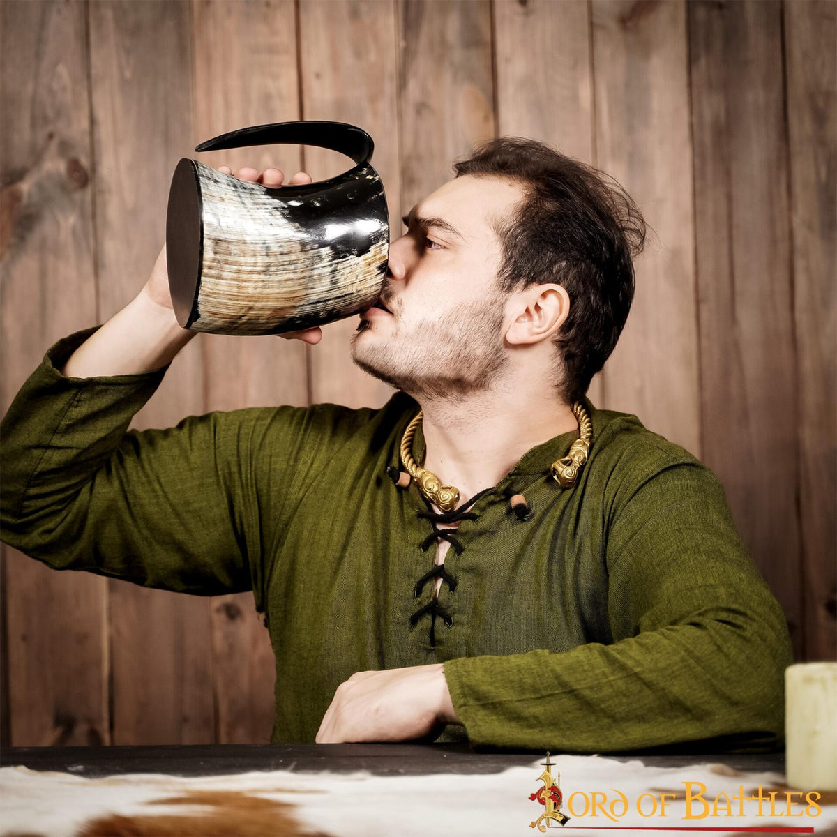Jarra vikinga de cuerno natural pulido con asa (600/800 ml) - imagen 16