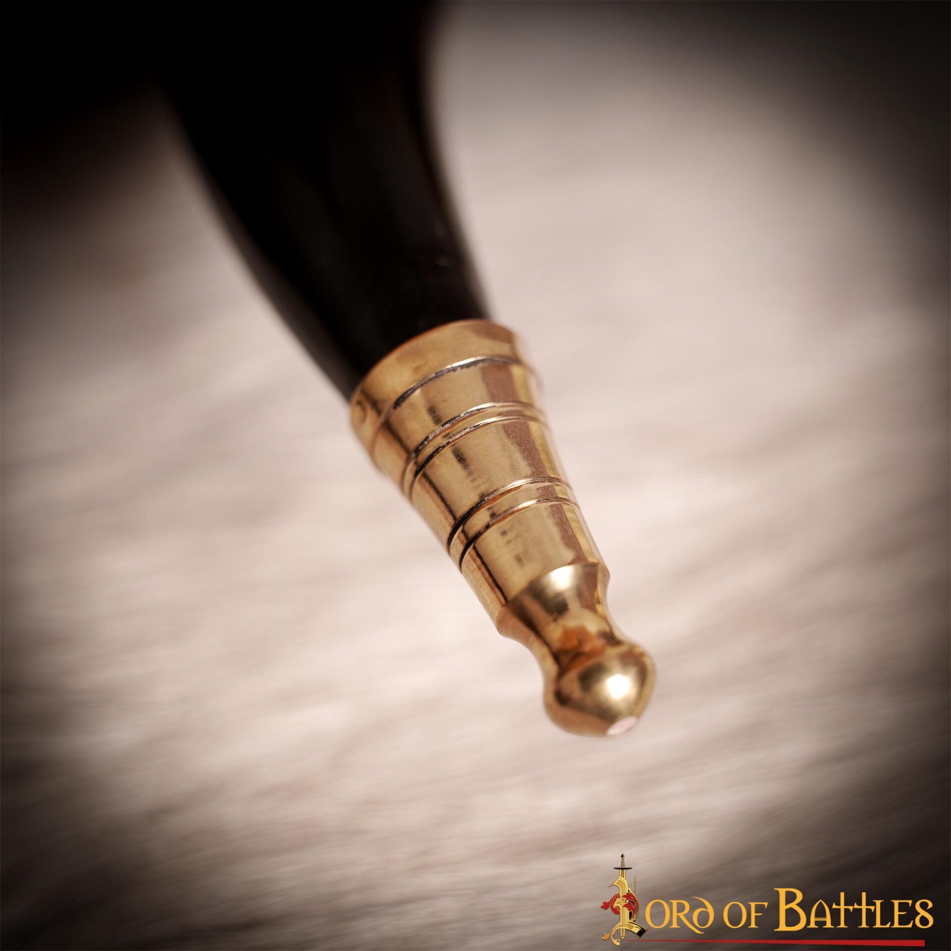 Cuerno vikingo de beber 300–400 ml con remates de latón - imagen 6