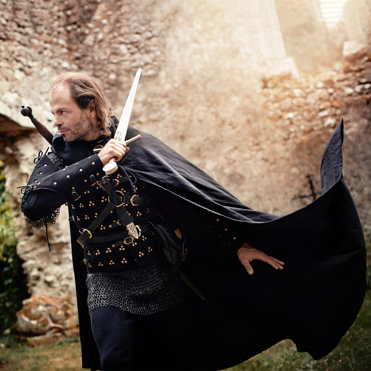 Capa medieval con capucha 100% algodón para LARP y recreación - imagen 6