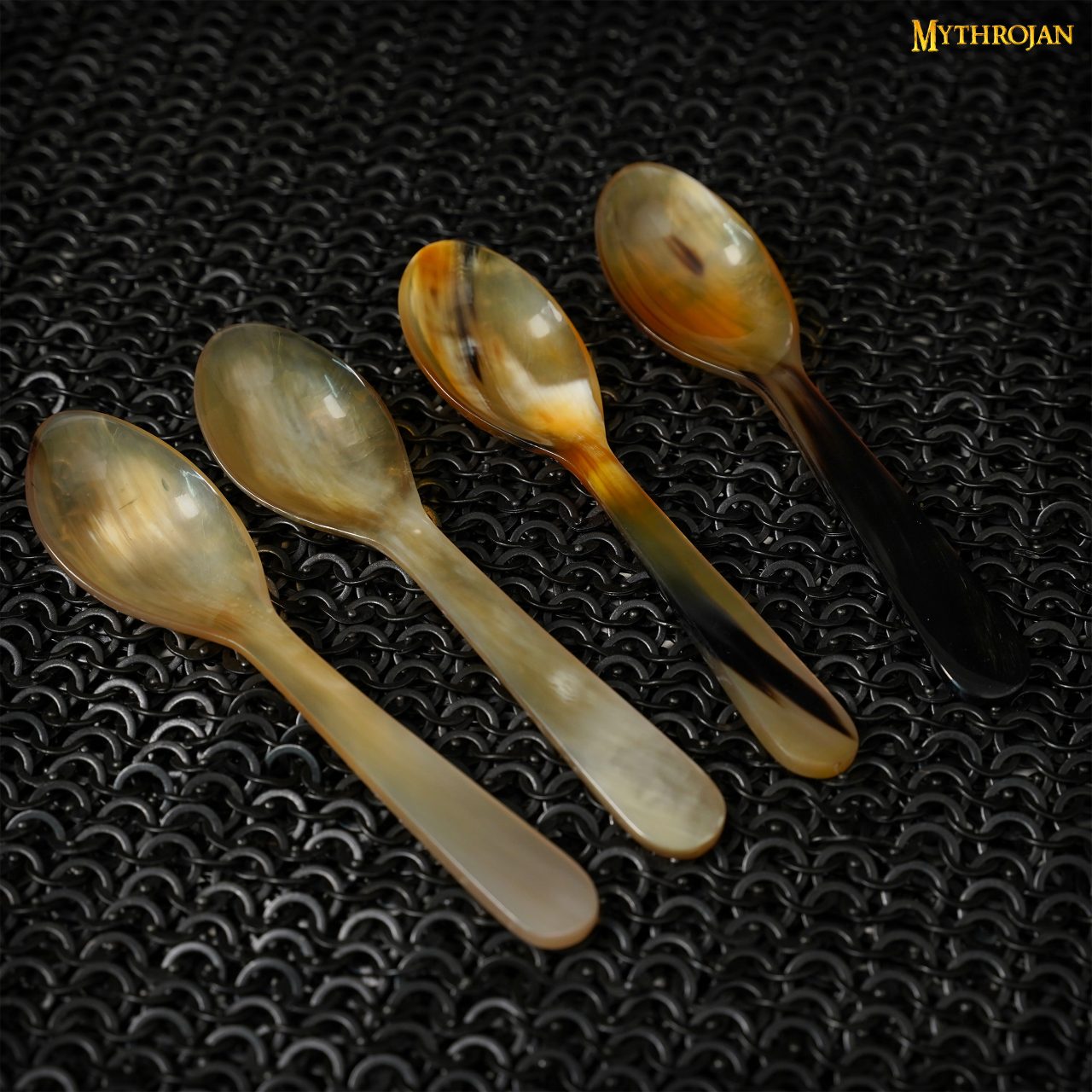 Juego de 4 cucharas de cuerno pulido hechas a mano para recreación - imagen 6