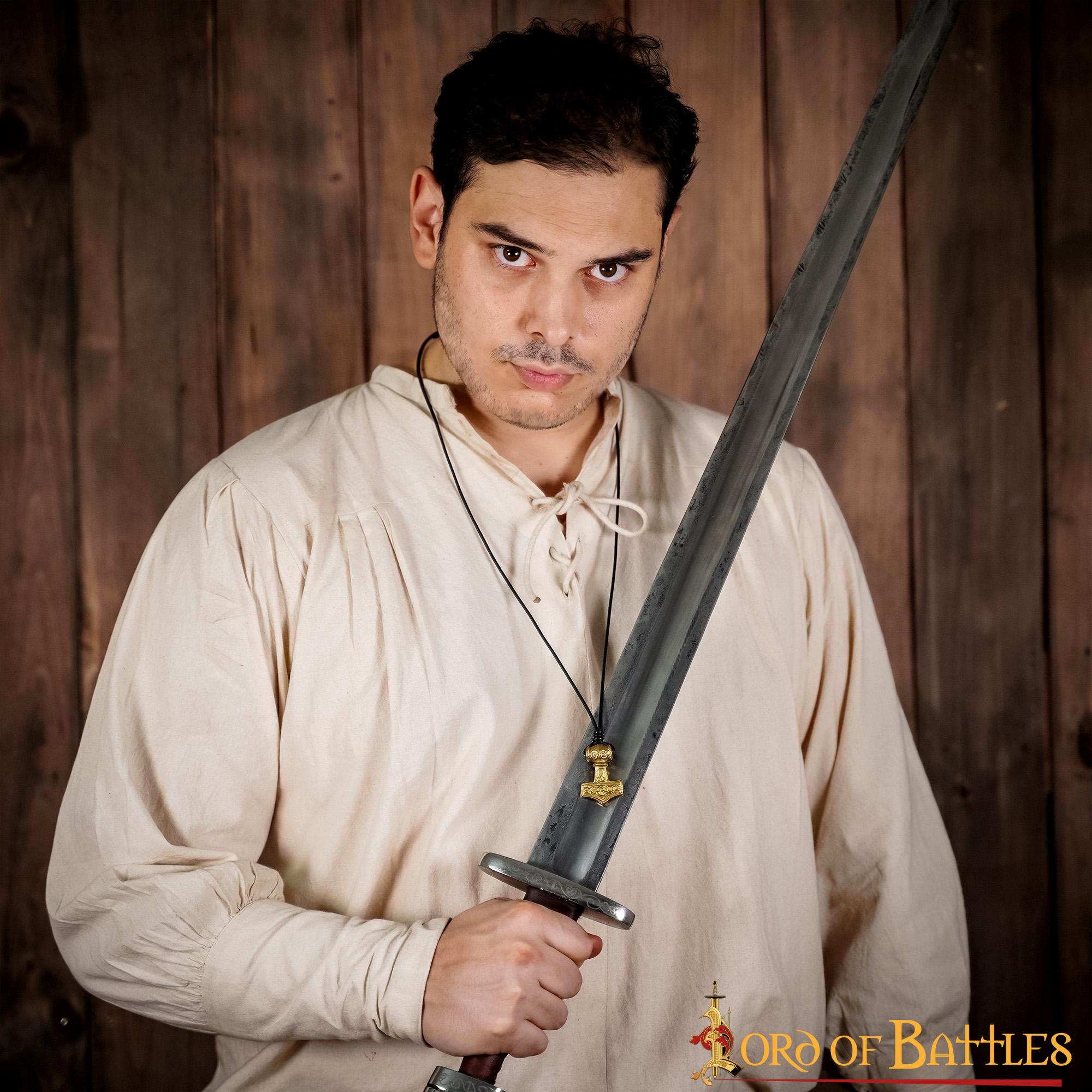 Imagen única de: Colgante Mjolnir con Cordón de Cuero - Latón, Martillo de Thor