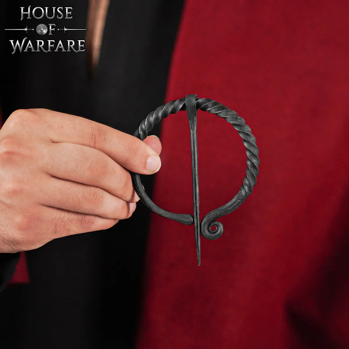 Fíbula pennanular forjada a mano — broche para capa medieval - imagen 13