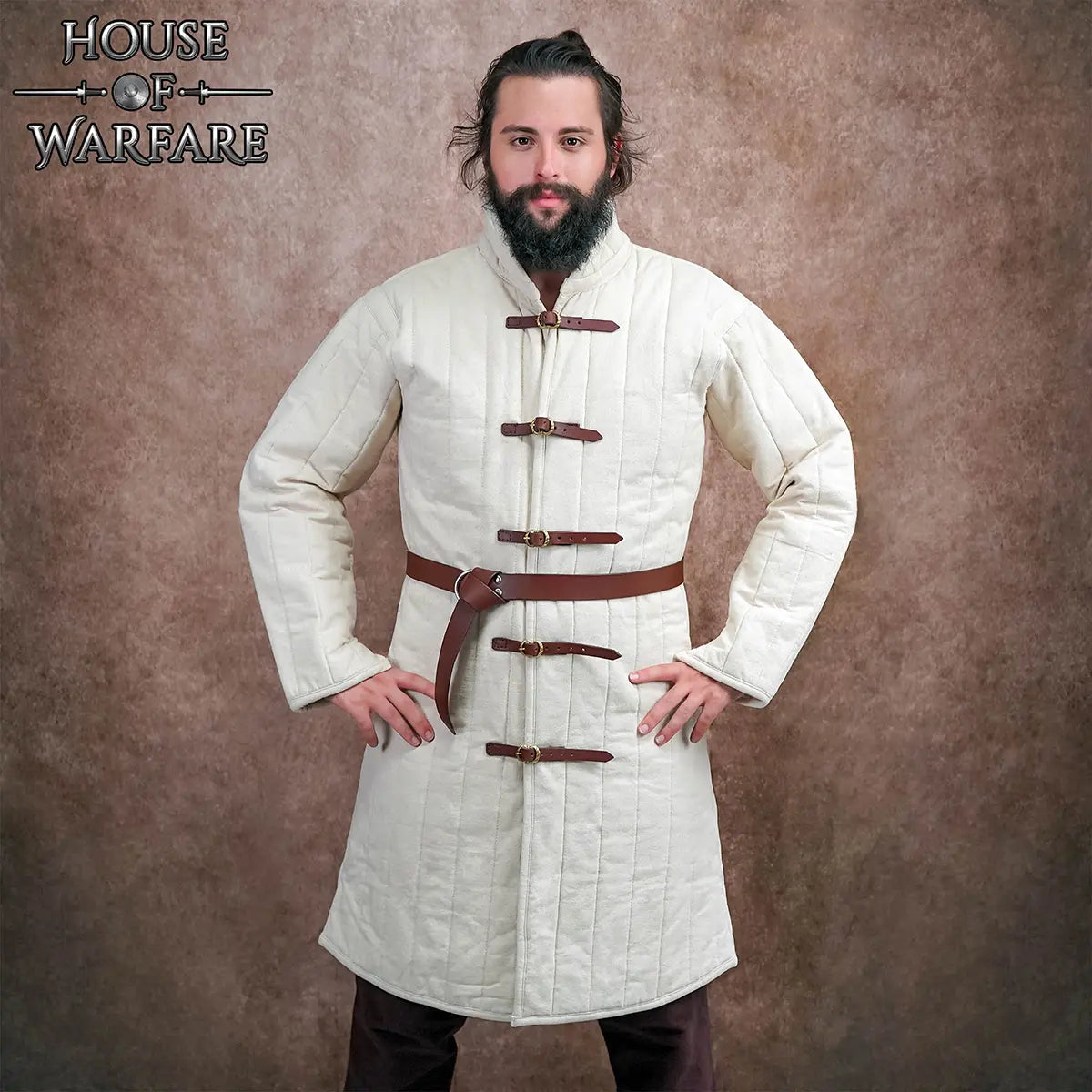 Gambesón medieval acolchado de lona con hebillas - imagen 5
