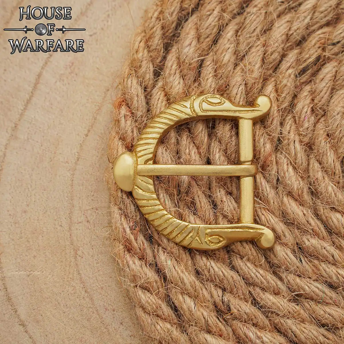 Hebilla vikinga de latón macizo - imagen 2