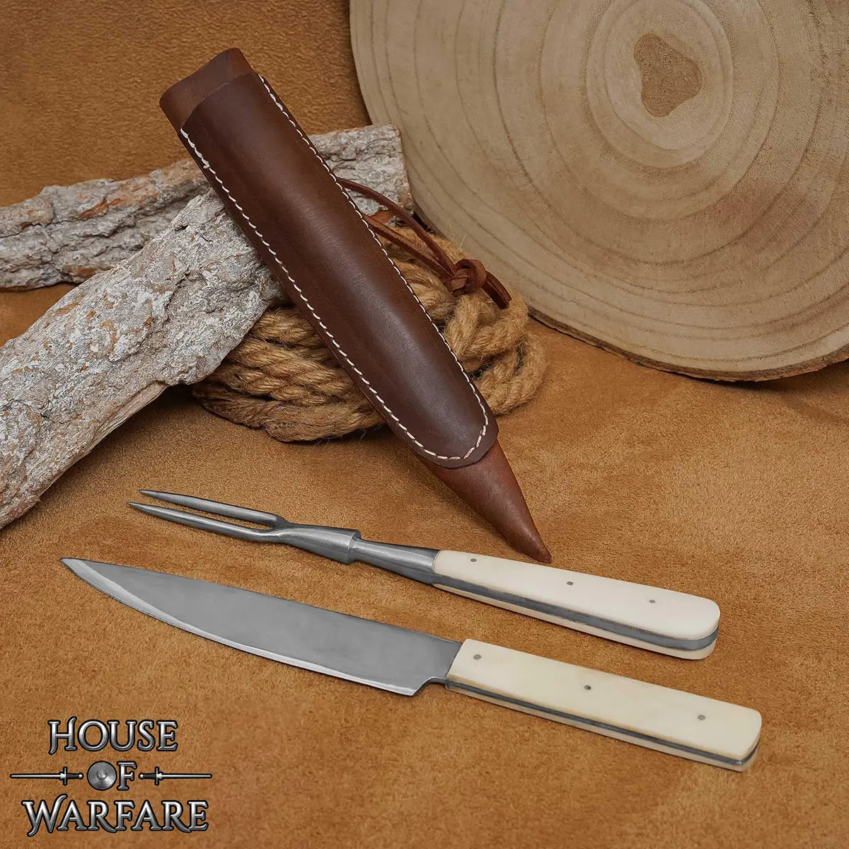 Cuchillo y tenedor medieval con mango de hueso - imagen 2