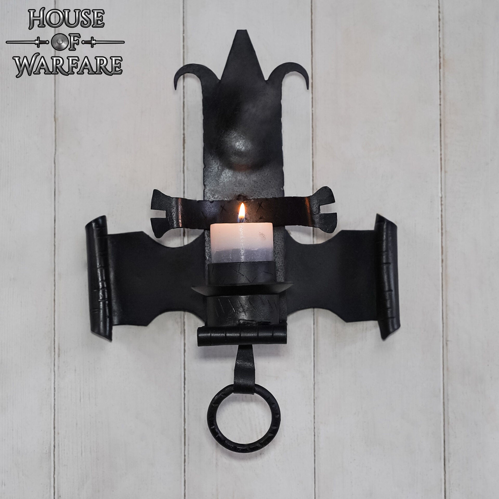 Imagen única de: Candelabro de Pared de Hierro Artesanal Medieval