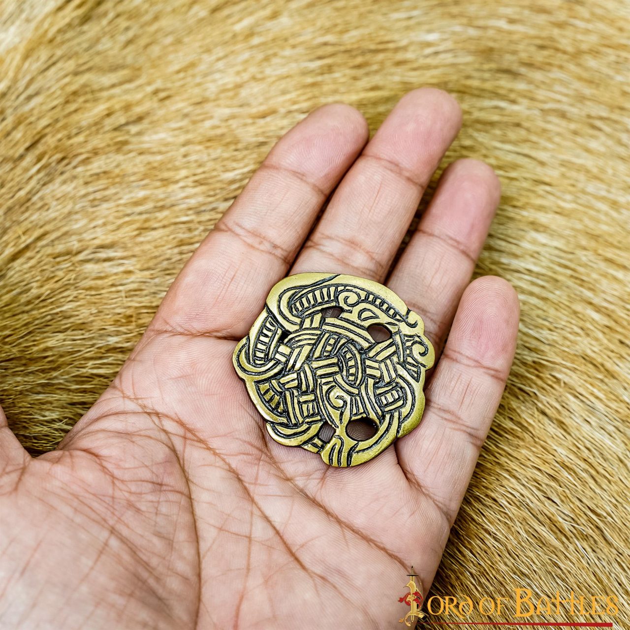 Imagen única de: Broche Vikingo de Animal Agarrado - Latón Antiguo