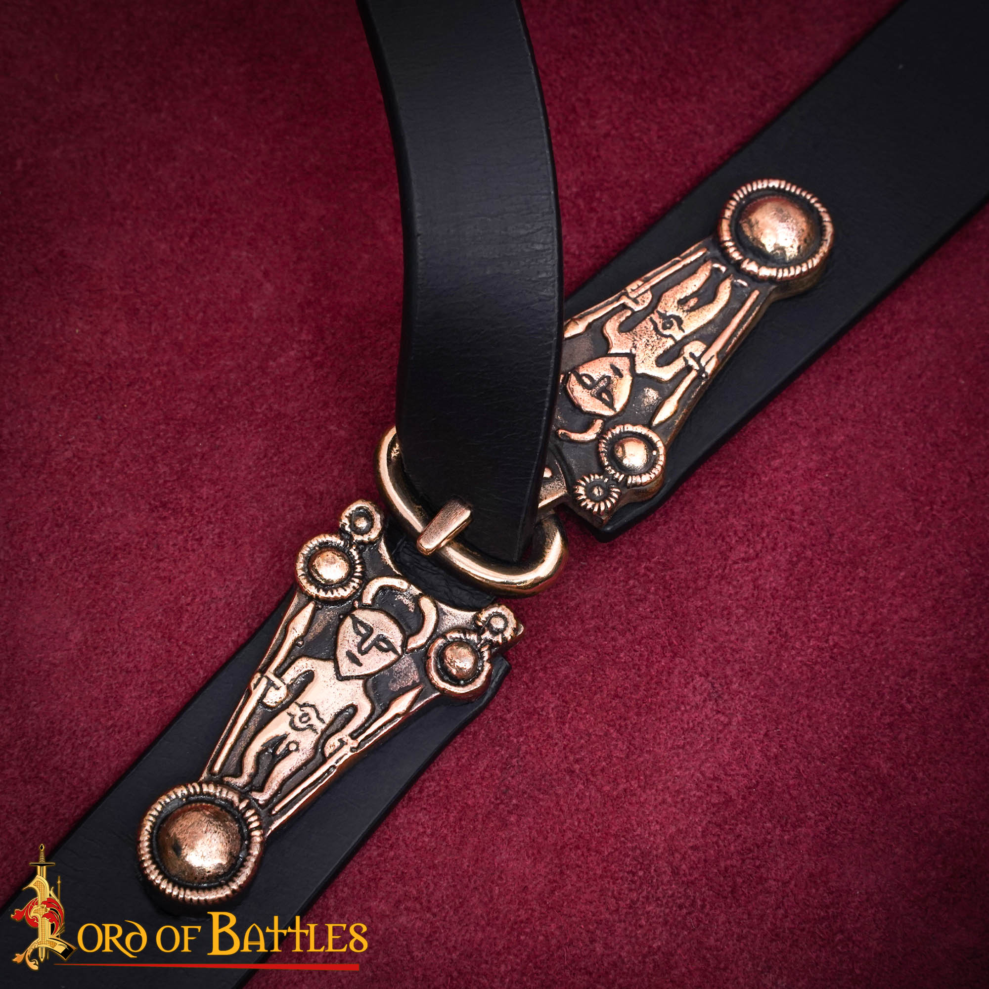 Set de herrajes de cinturón medieval en bronce (1,7–2,5 cm) - imagen 7