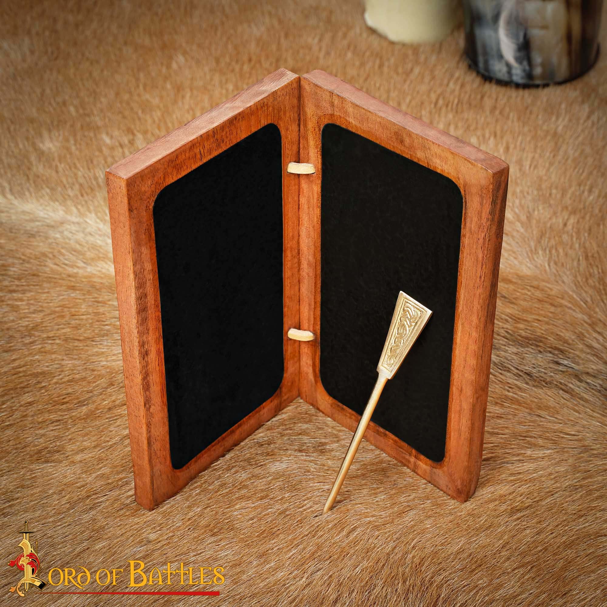 Imagen única de: Tabla de Cera Medieval de Madera con Estilete de Latón