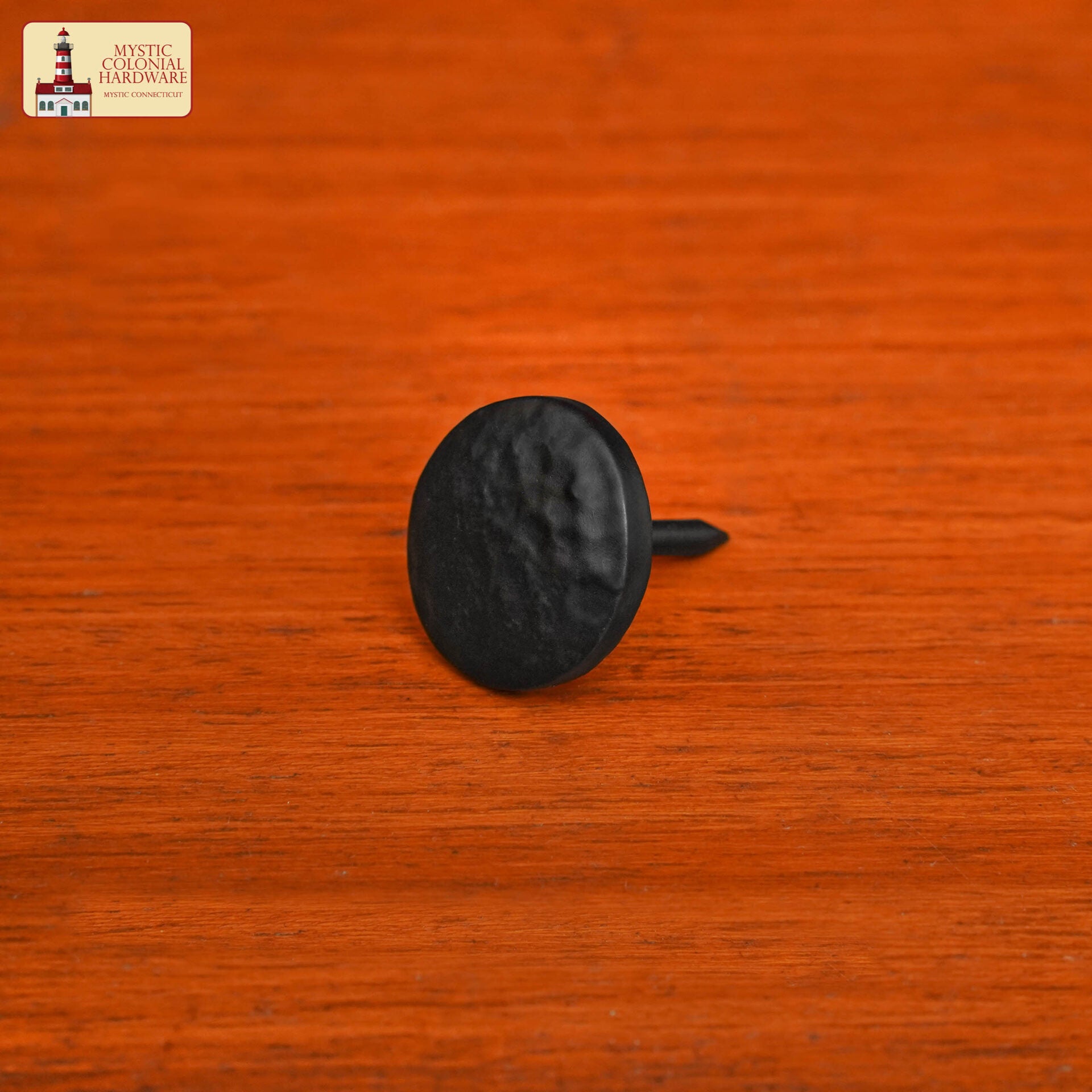 Clavos decorativos largos de hierro forjados a mano, acabado ennegrecido al aceite natural